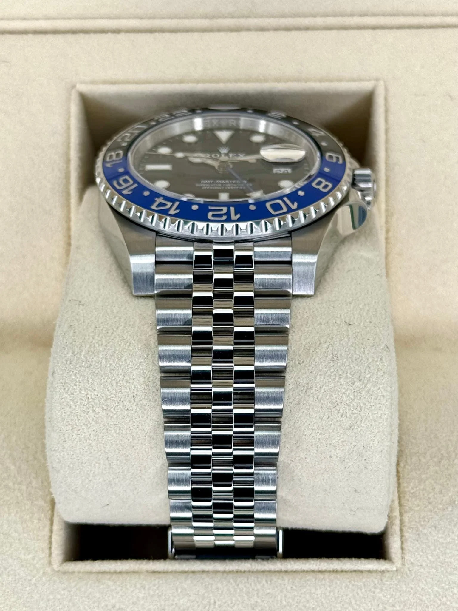 NEW 2023 Rolex GMT-Master II "Batgirl" 40mm 126710BLNR Jubilee Black Dial - Image 3