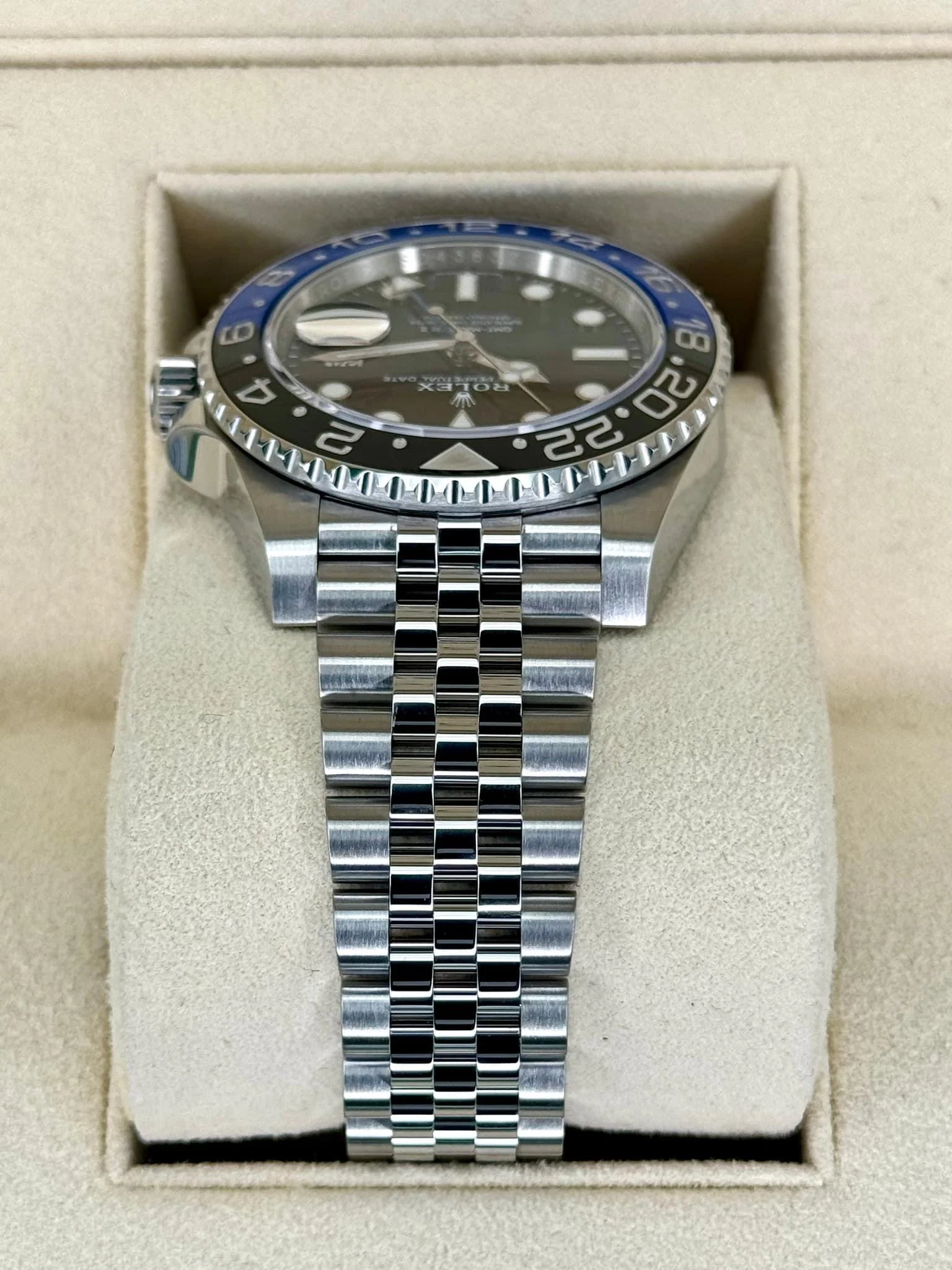 NEW 2023 Rolex GMT-Master II "Batgirl" 40mm 126710BLNR Jubilee Black Dial - Image 4