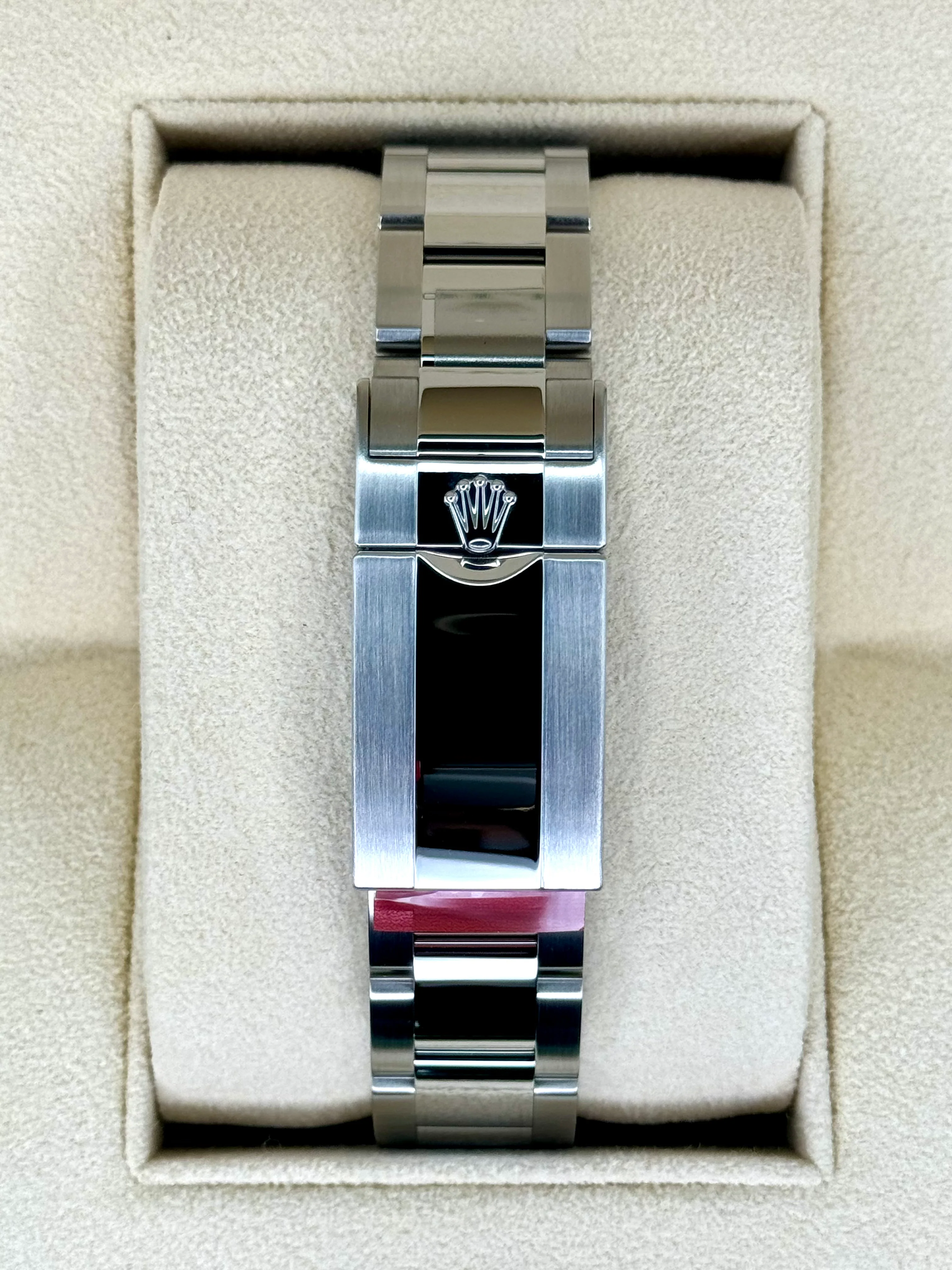 NEW OLD STOCK 2020 Rolex GMT-Master II 40mm 116710LN Black Dial - Image 2
