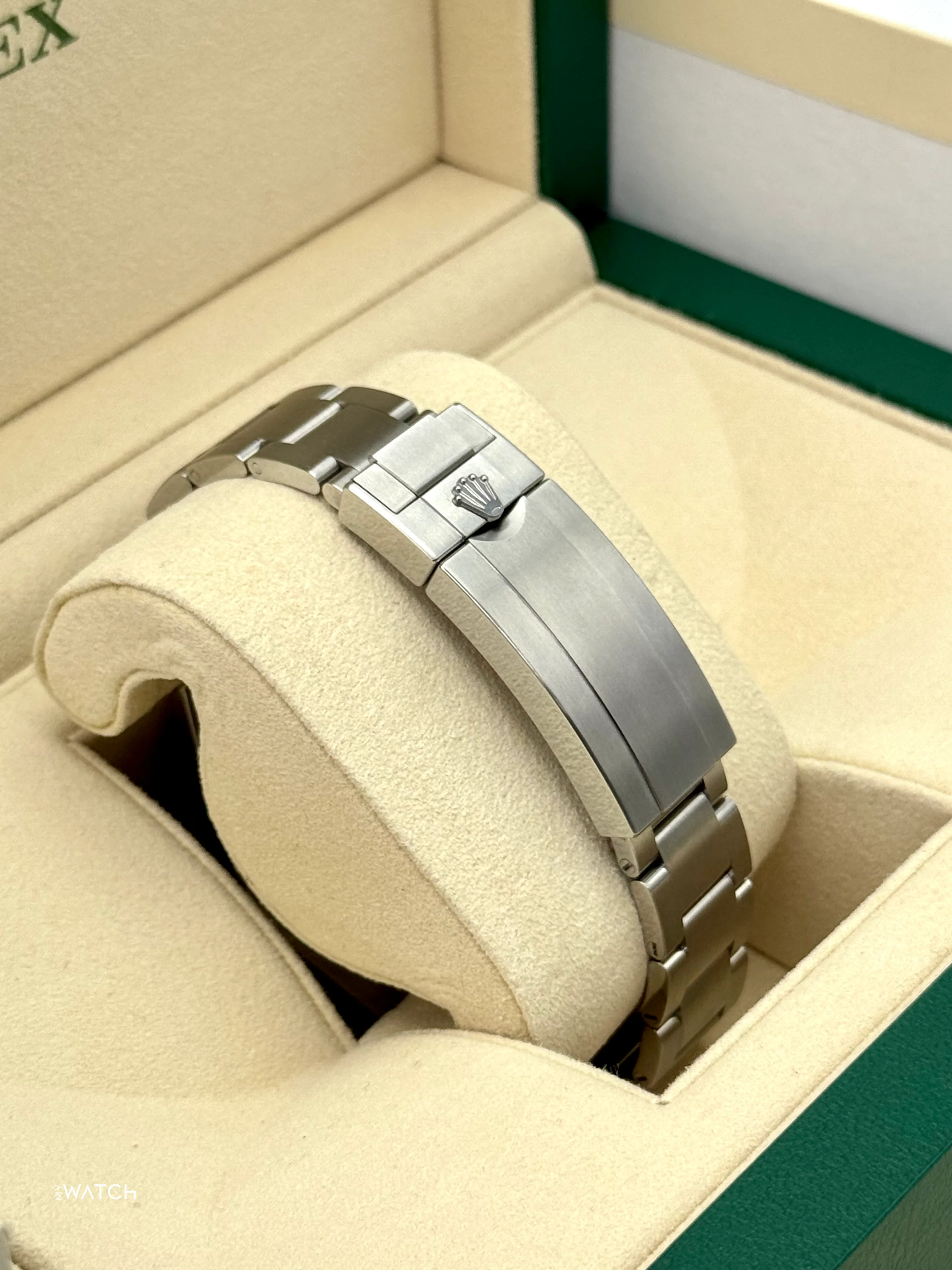 NEW OLD STOCK 2020 Rolex Submariner 40mm 116610LN Stainless Steel Black Dial - Image 2