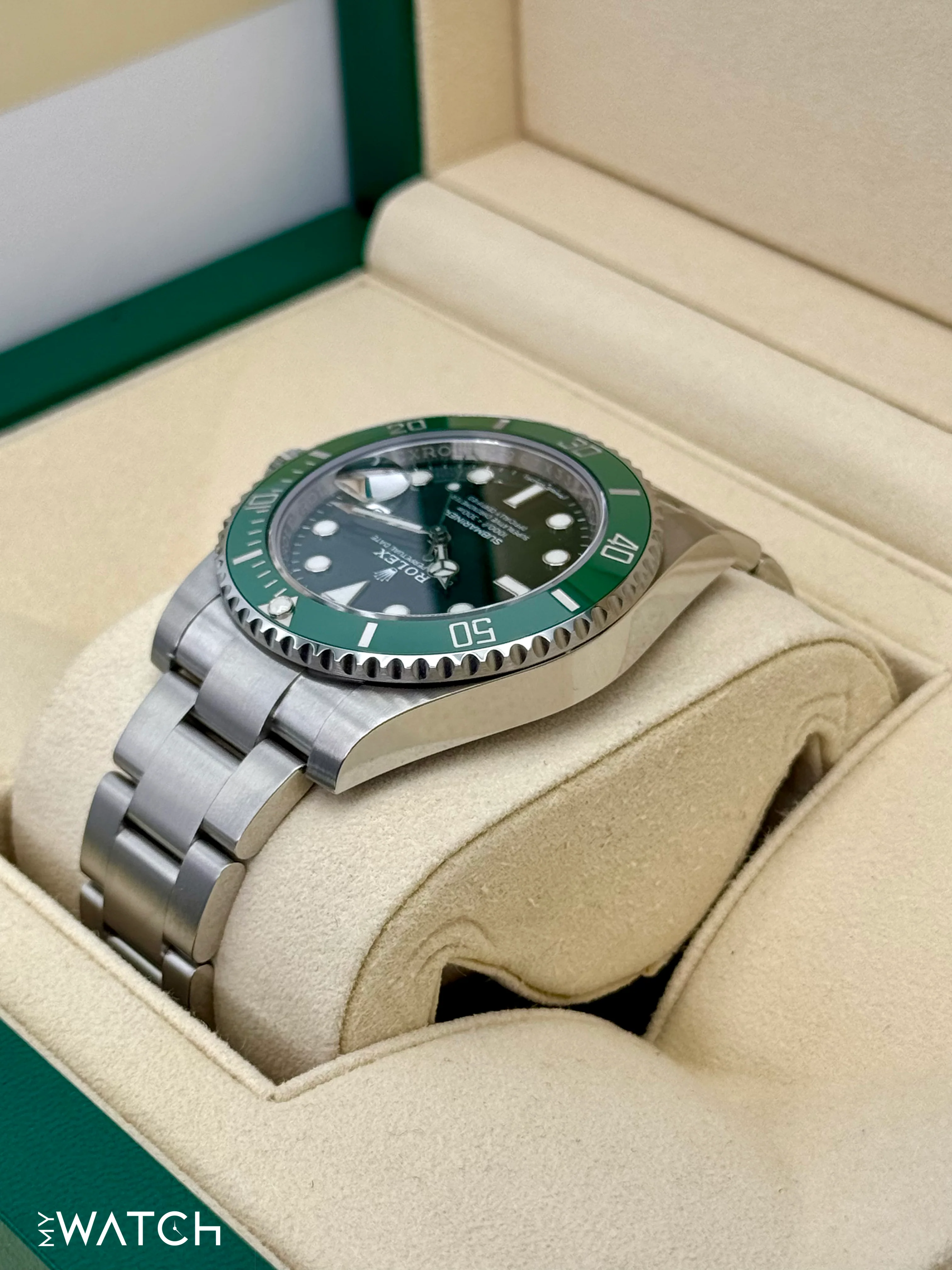 NEW OLD STOCK 2020 Rolex Submariner “Hulk” 40mm 116610LV Green Dial - Image 7