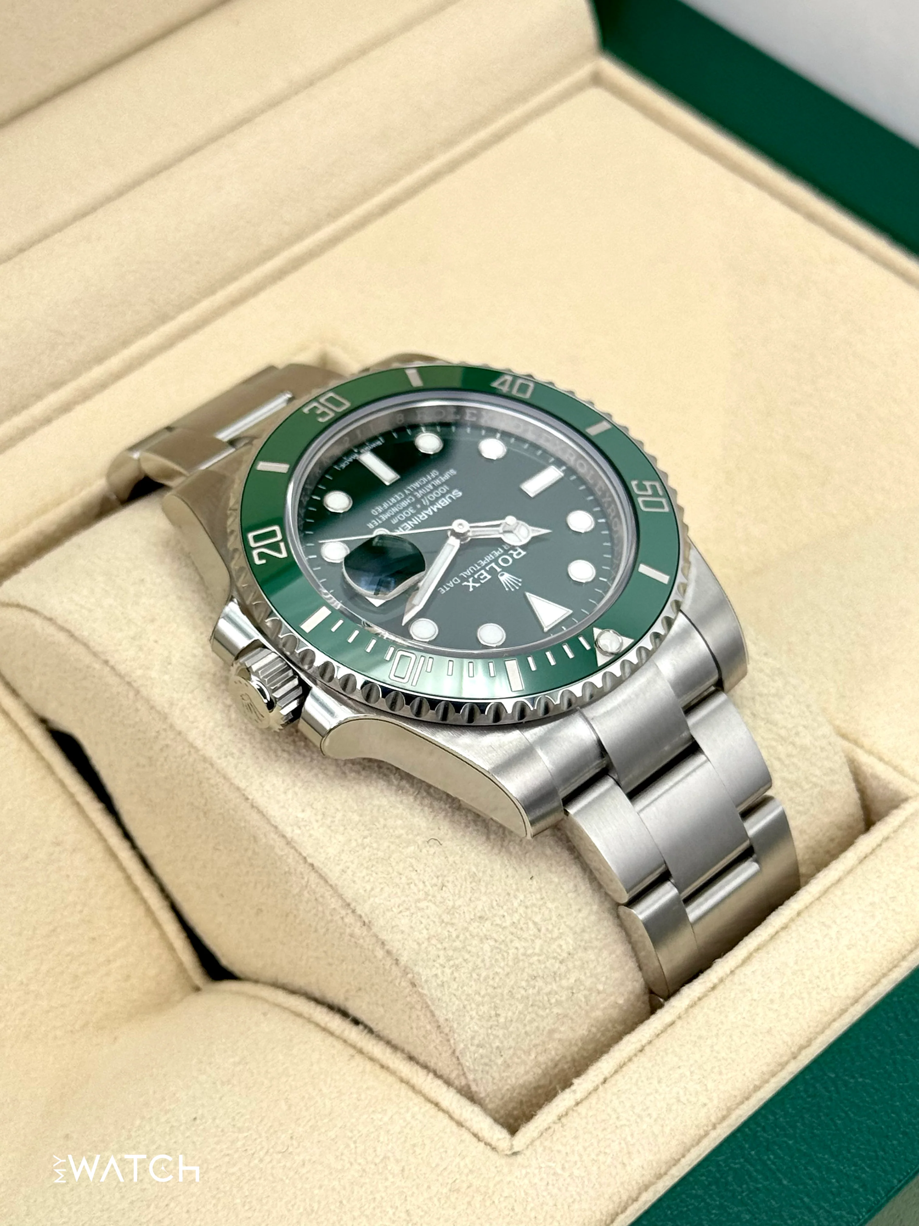 NEW OLD STOCK 2020 Rolex Submariner “Hulk” 40mm 116610LV Green Dial (STICKERED) - Image 8