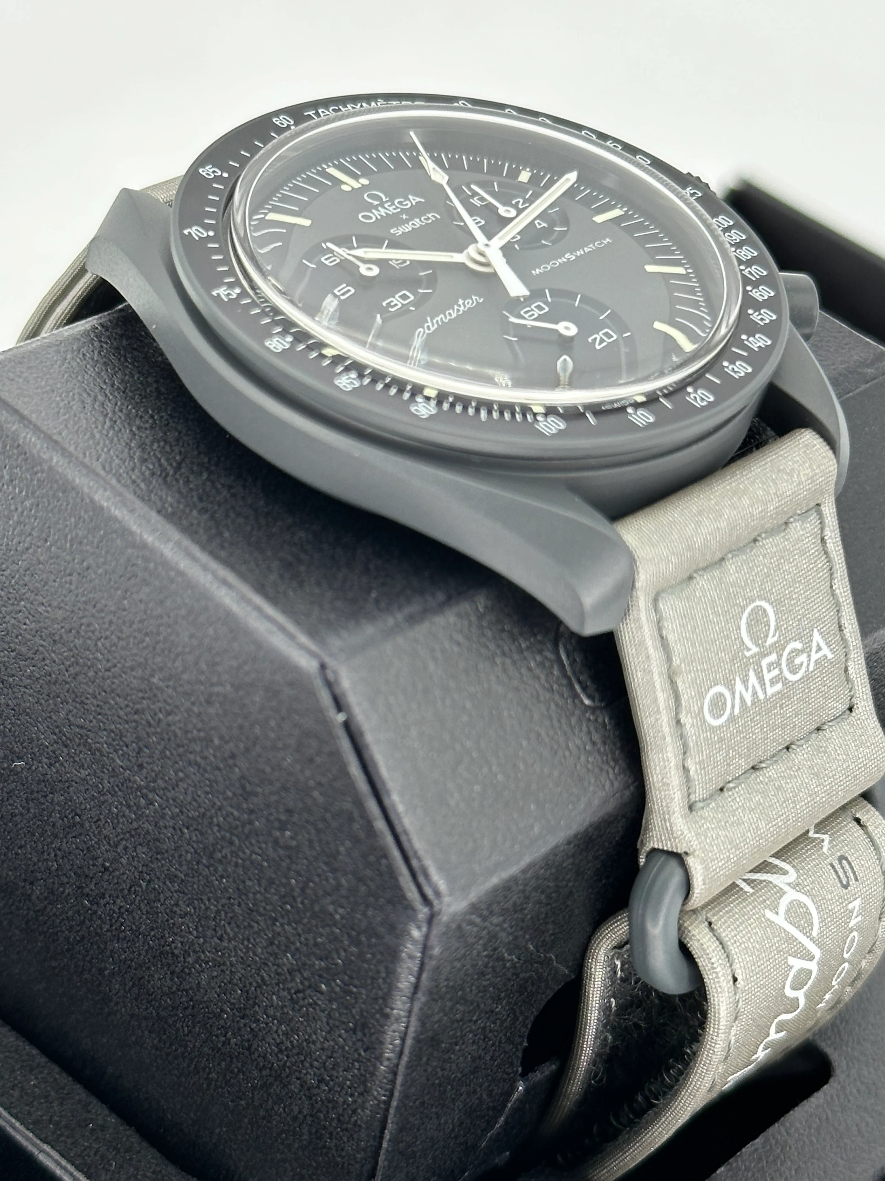 NEW Omega S033A100 Bioceramic Moon Swatch  - Mission to Mercury - Image 5