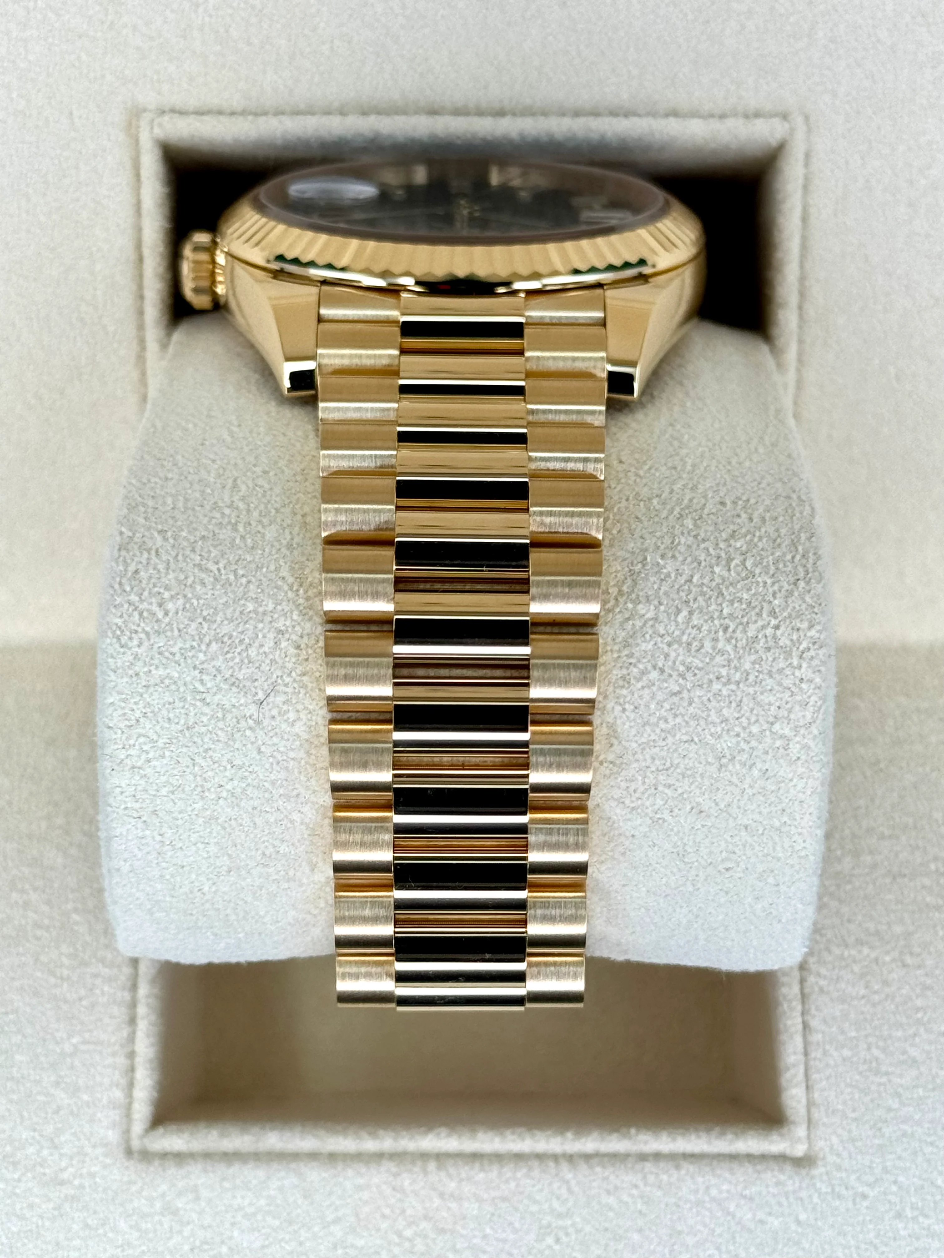 NEW 2025 Rolex Day-Date 40mm 228238 Black Onyx Diamond Dial - Image 4