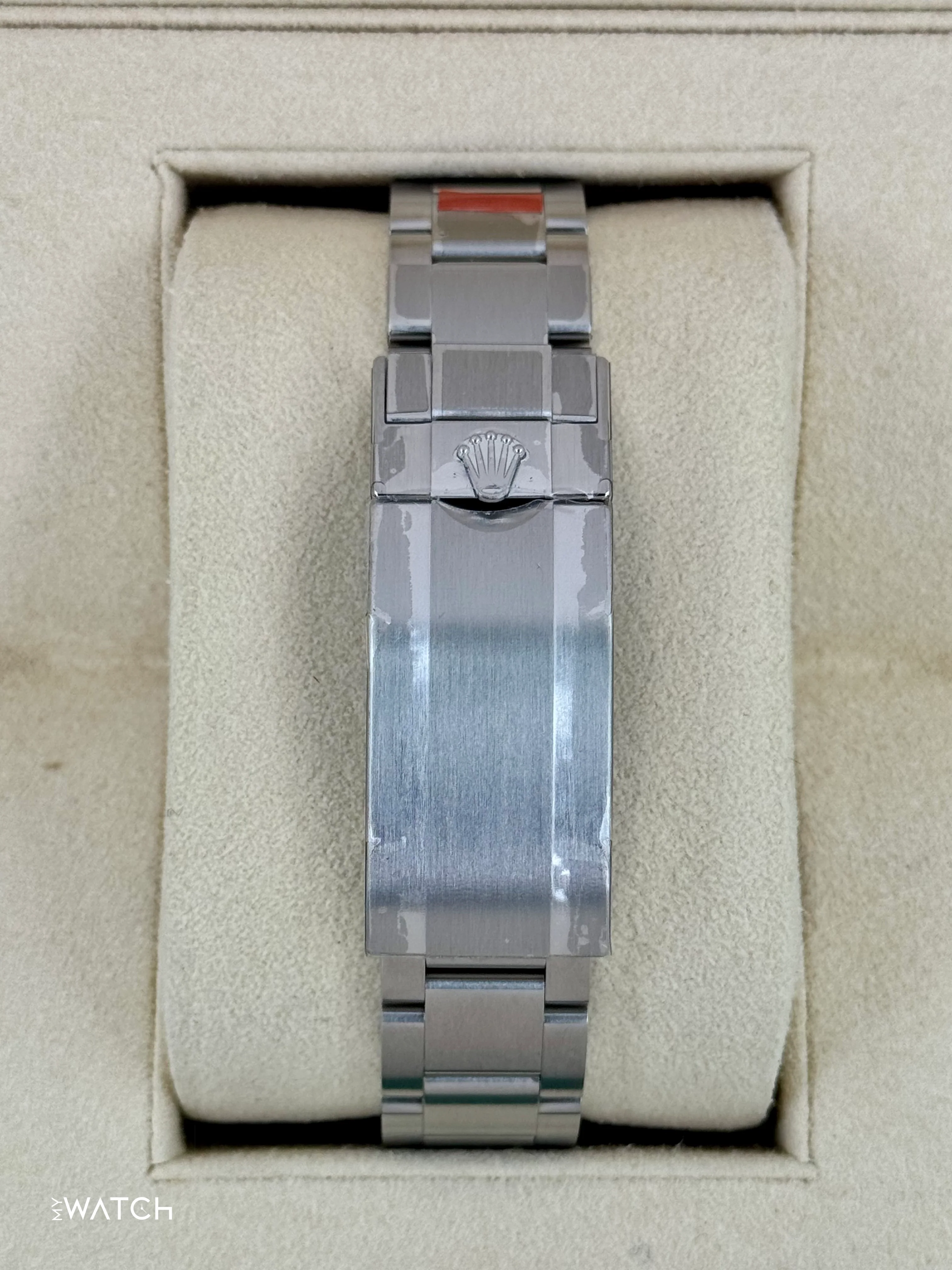 NEW 2019 Rolex Submariner "Hulk" 40mm 116610LV Green Dial (STICKERED) - Image 2