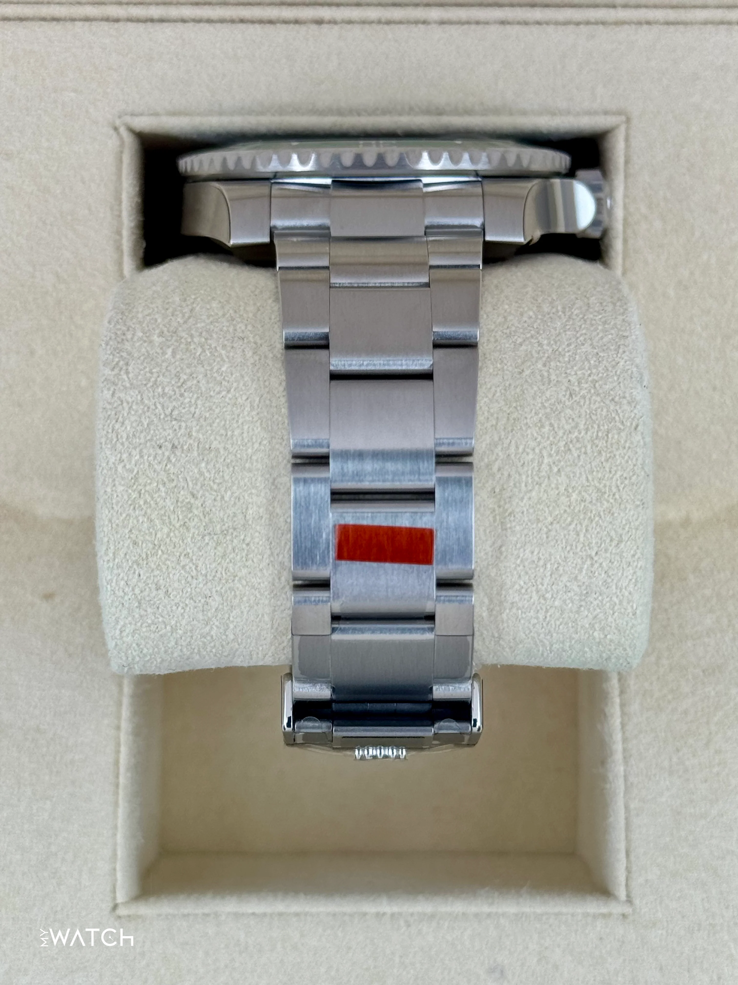 NEW 2019 Rolex Submariner "Hulk" 40mm 116610LV Green Dial (STICKERED) - Image 3