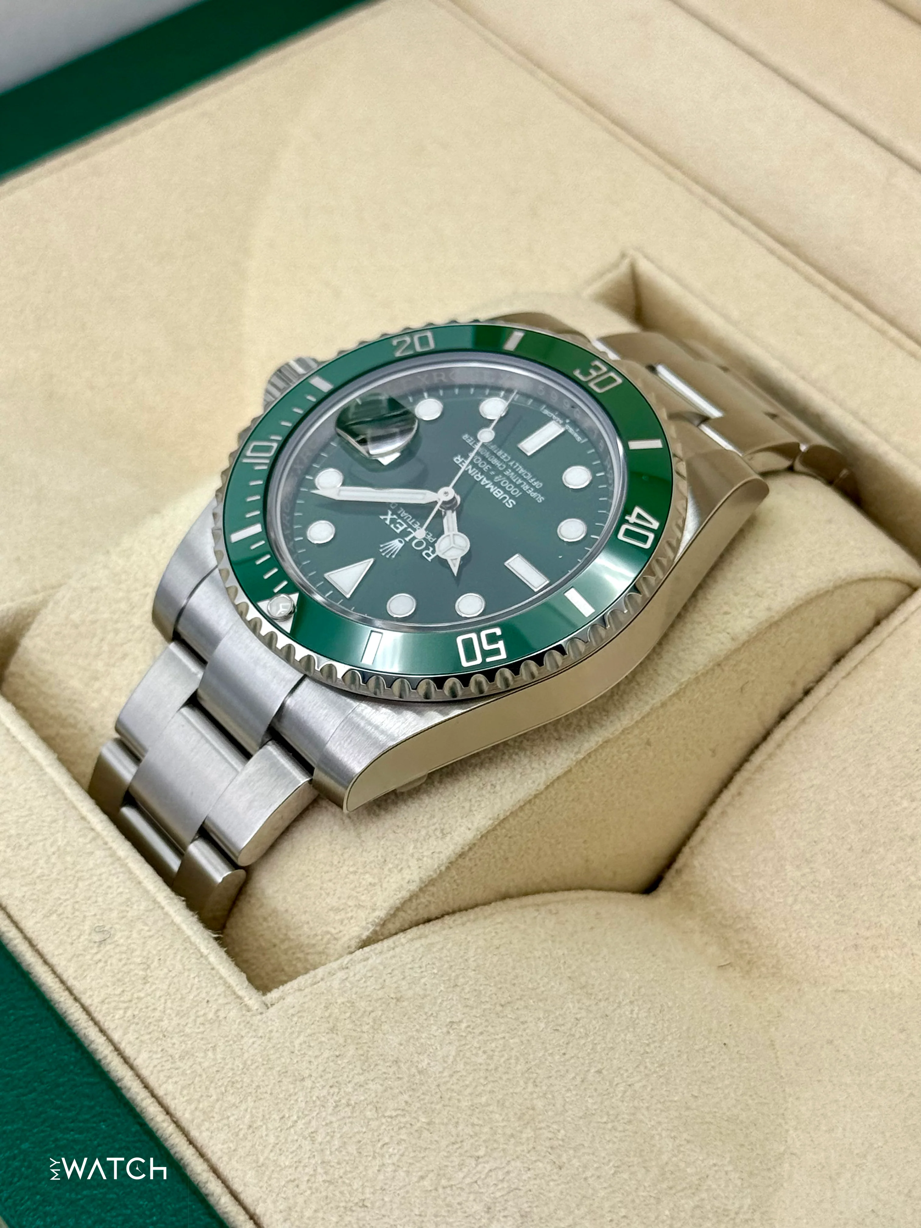 NEW 2019 Rolex Submariner "Hulk" 40mm 116610LV Green Dial (STICKERED) - Image 7