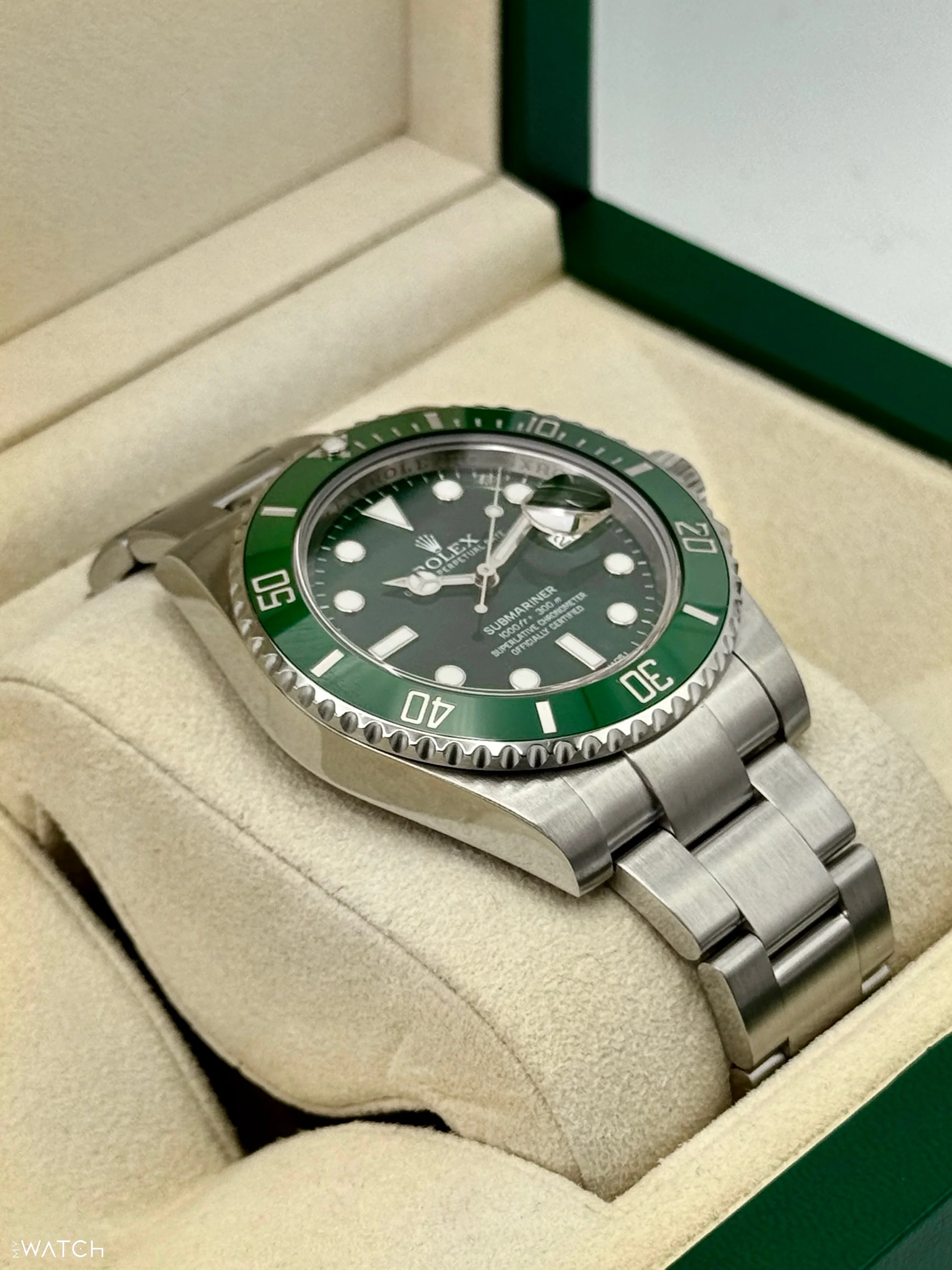 2015 Rolex Submariner "Hulk" 40mm 116610LV Green Dial - Image 6