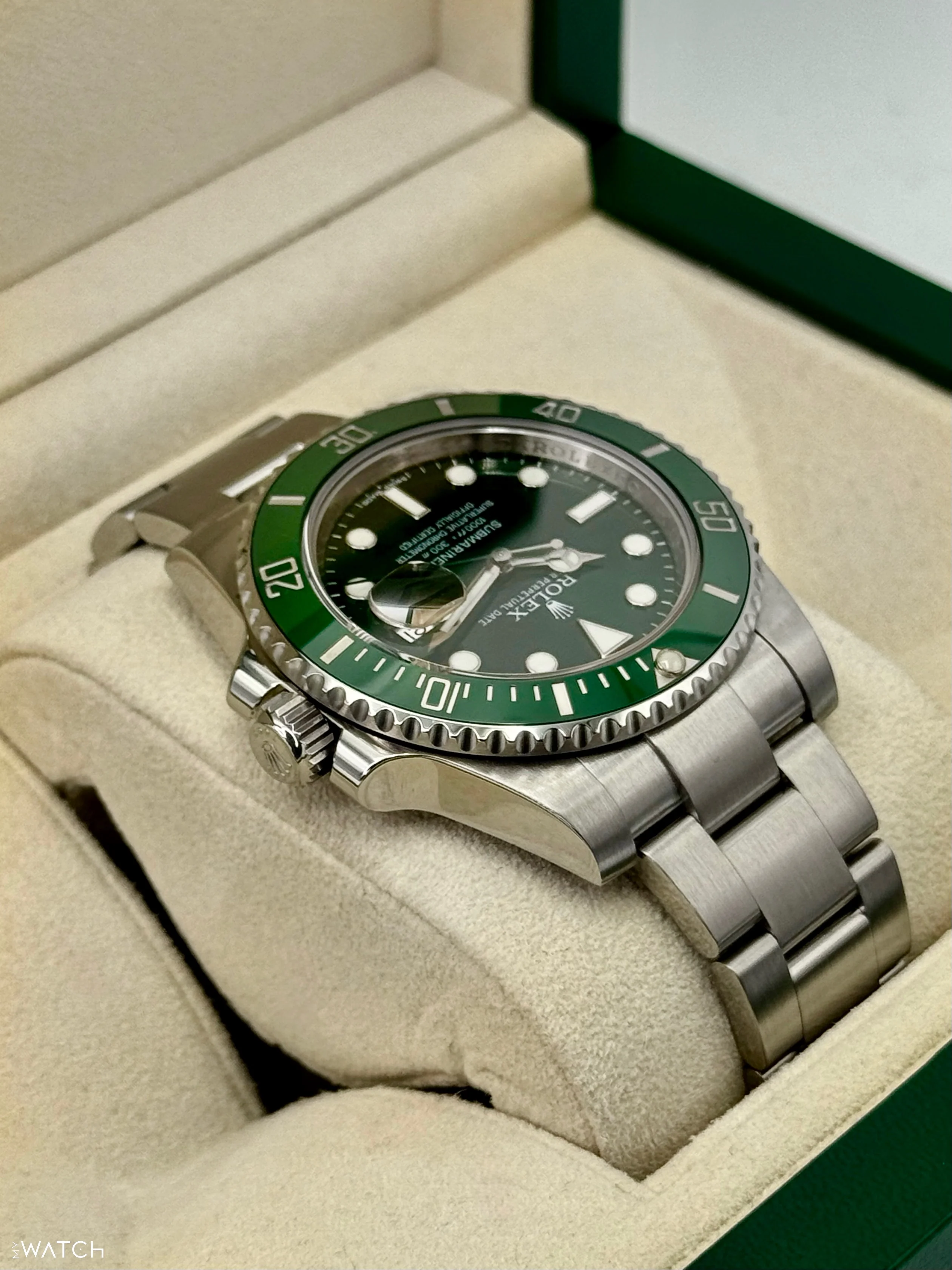 2015 Rolex Submariner "Hulk" 40mm 116610LV Green Dial - Image 8