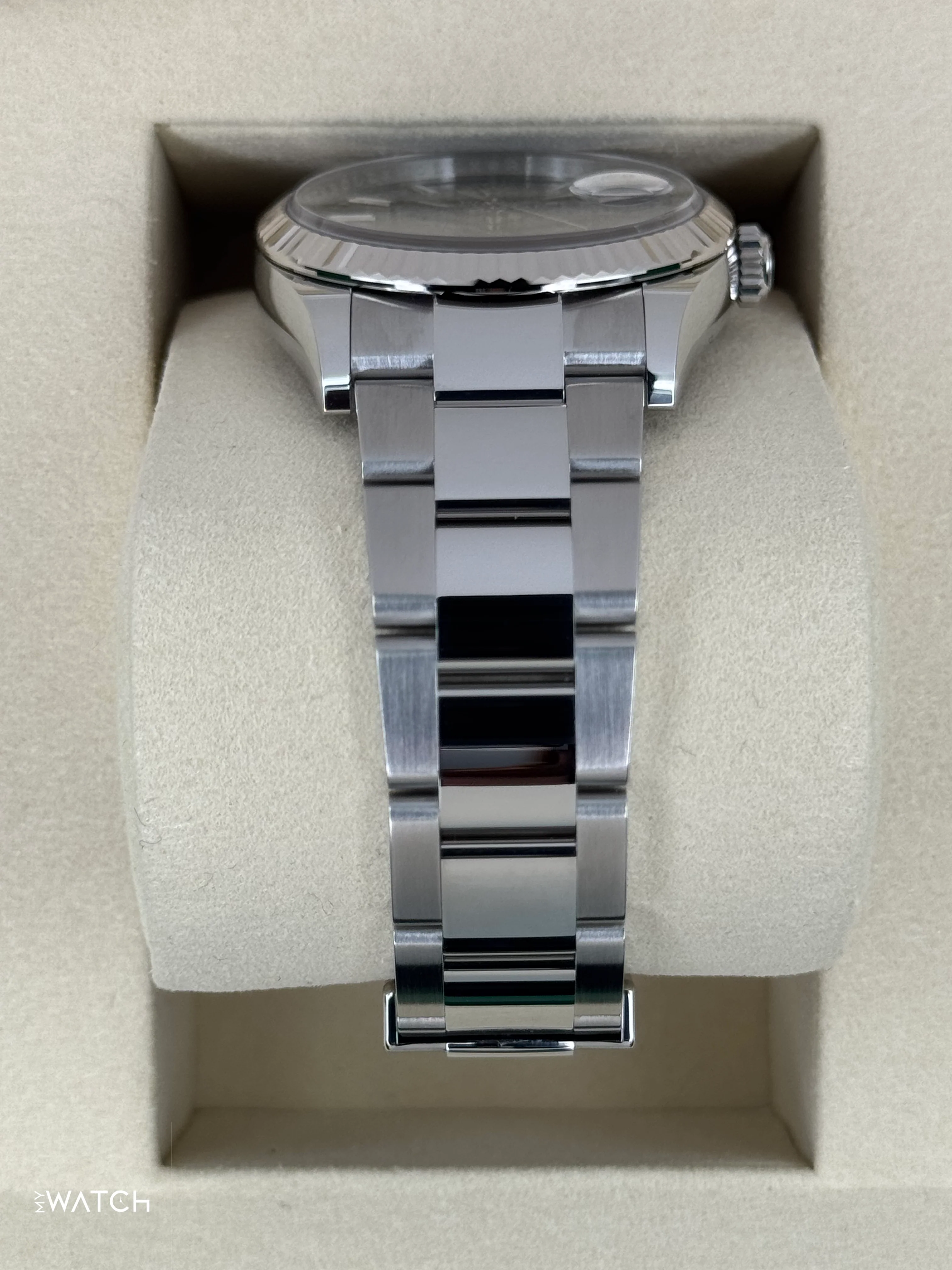 NEW 2025 Rolex Datejust 36mm 126234 Stainless Steel Oyster Blue Dial - Image 3