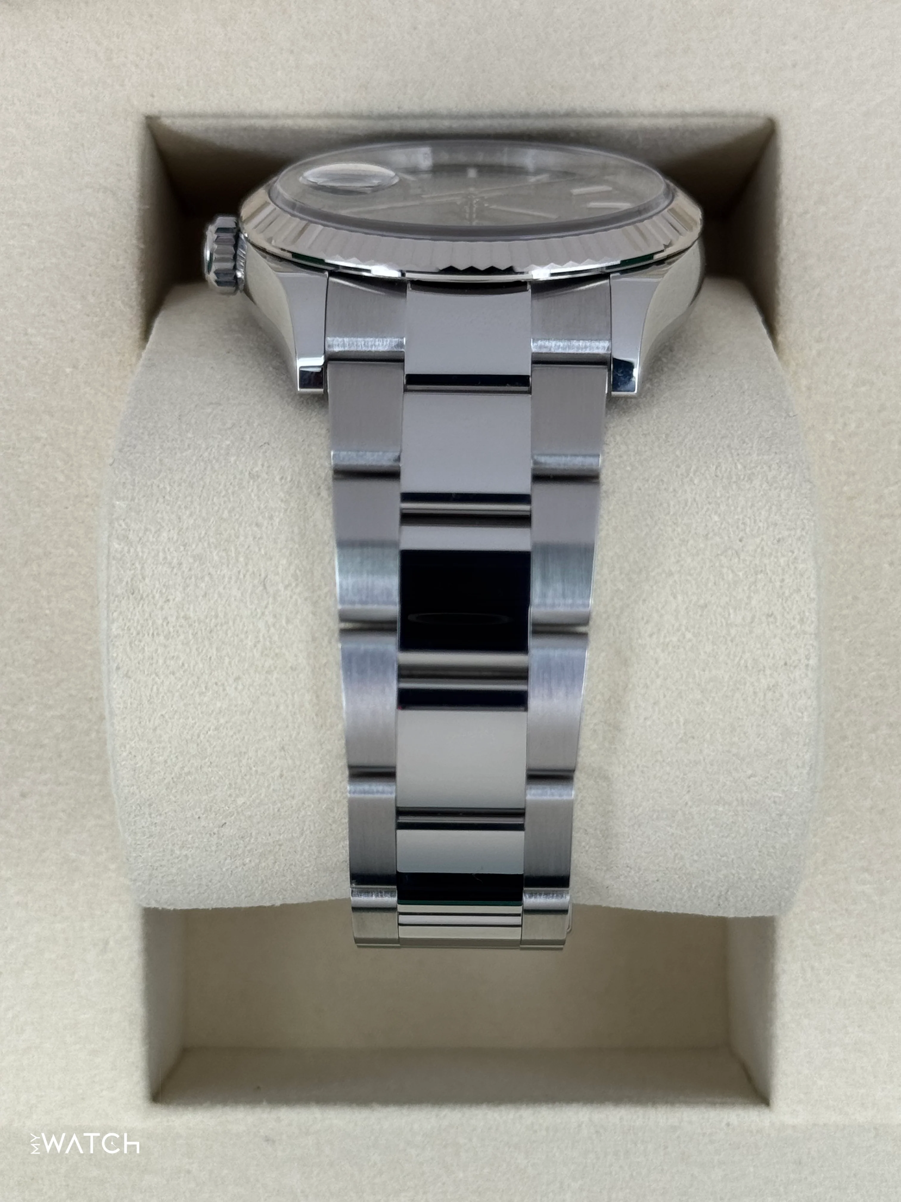 NEW 2025 Rolex Datejust 36mm 126234 Stainless Steel Oyster Blue Dial - Image 4