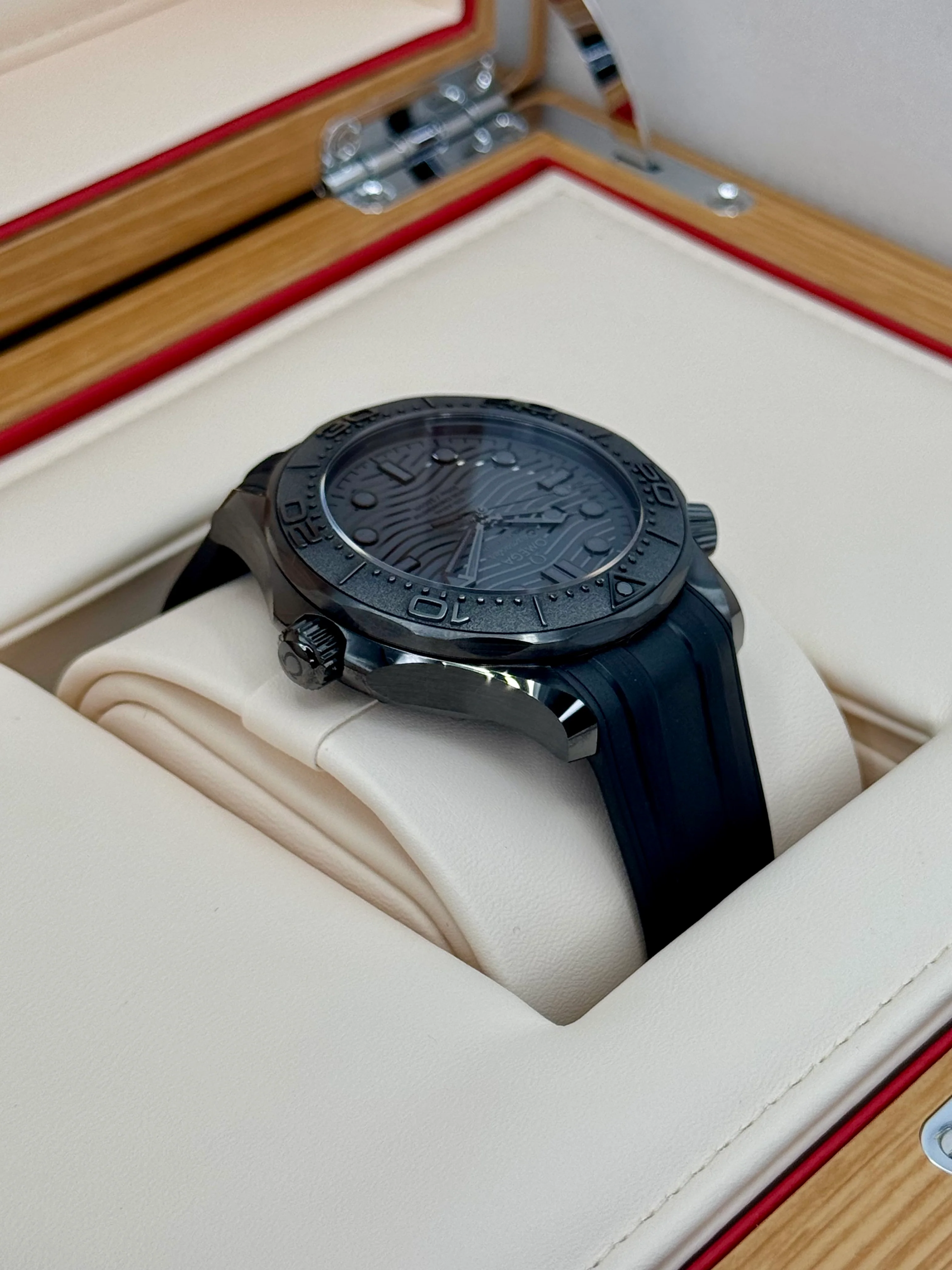 2023 Omega Seamaster 300m 43.5mm 210.92.44.20.01.003 Black Ceramic - Image 8