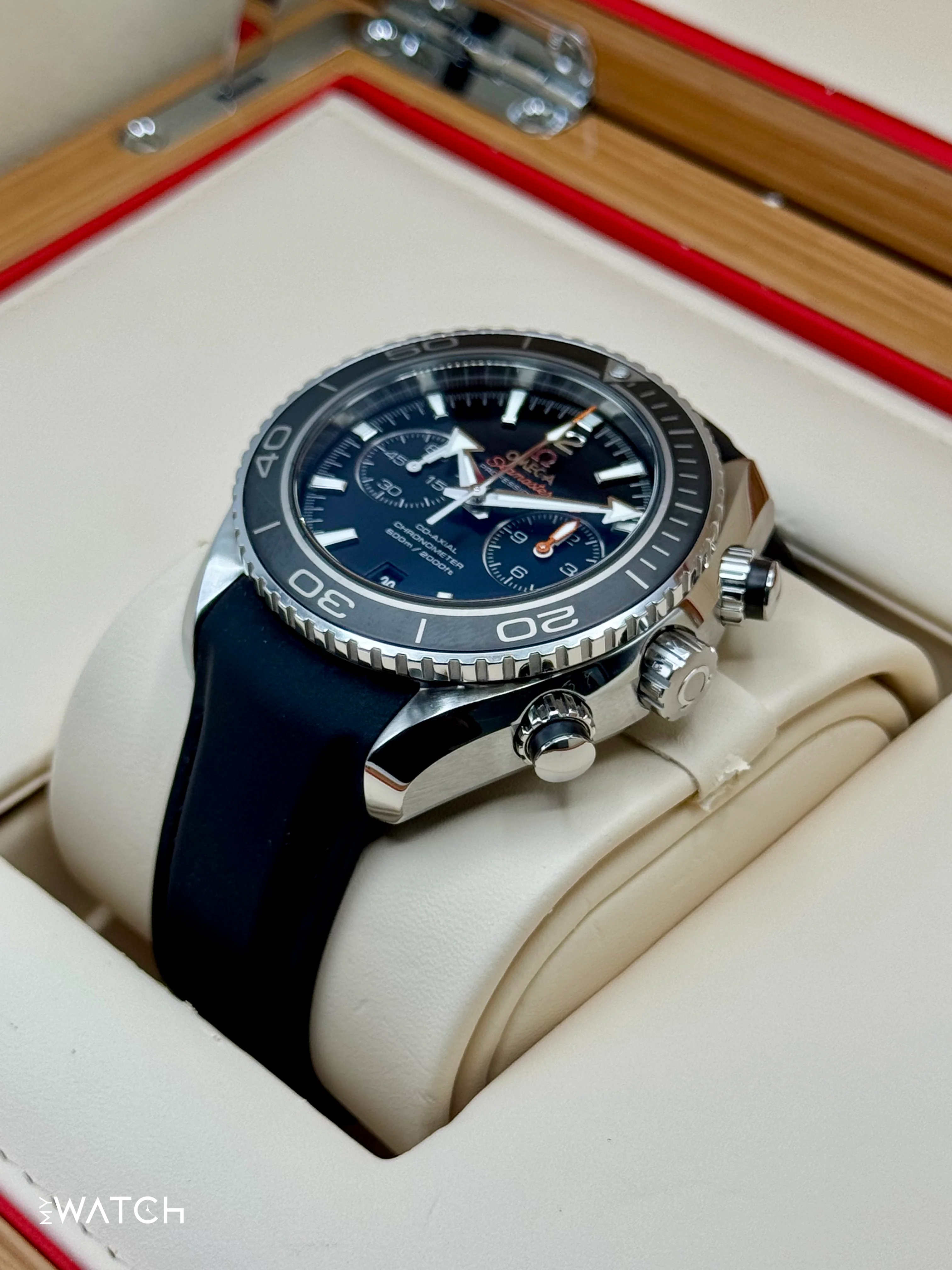 Omega Seamaster Planet Ocean 45.5mm 232.32.46.51.01.003 Black Dial - Image 6