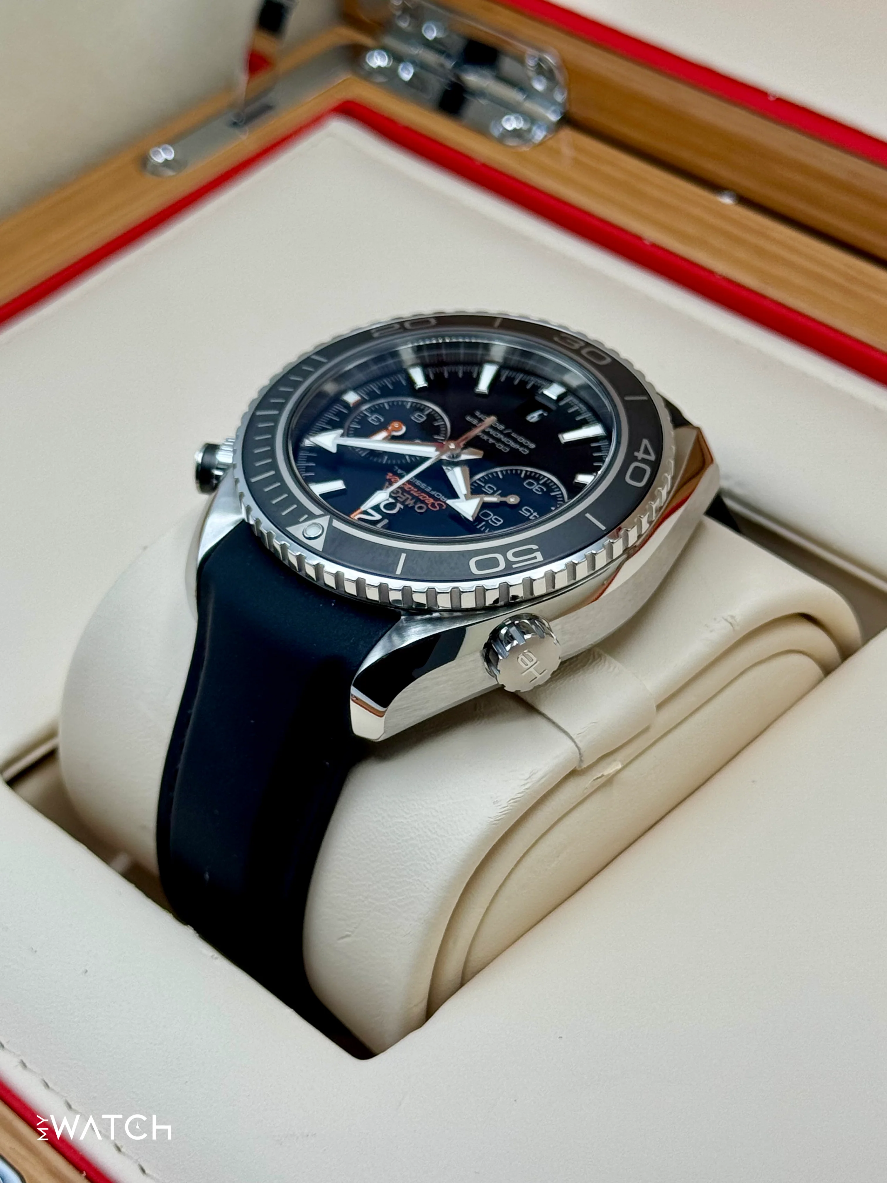 Omega Seamaster Planet Ocean 45.5mm 232.32.46.51.01.003 Black Dial - Image 7