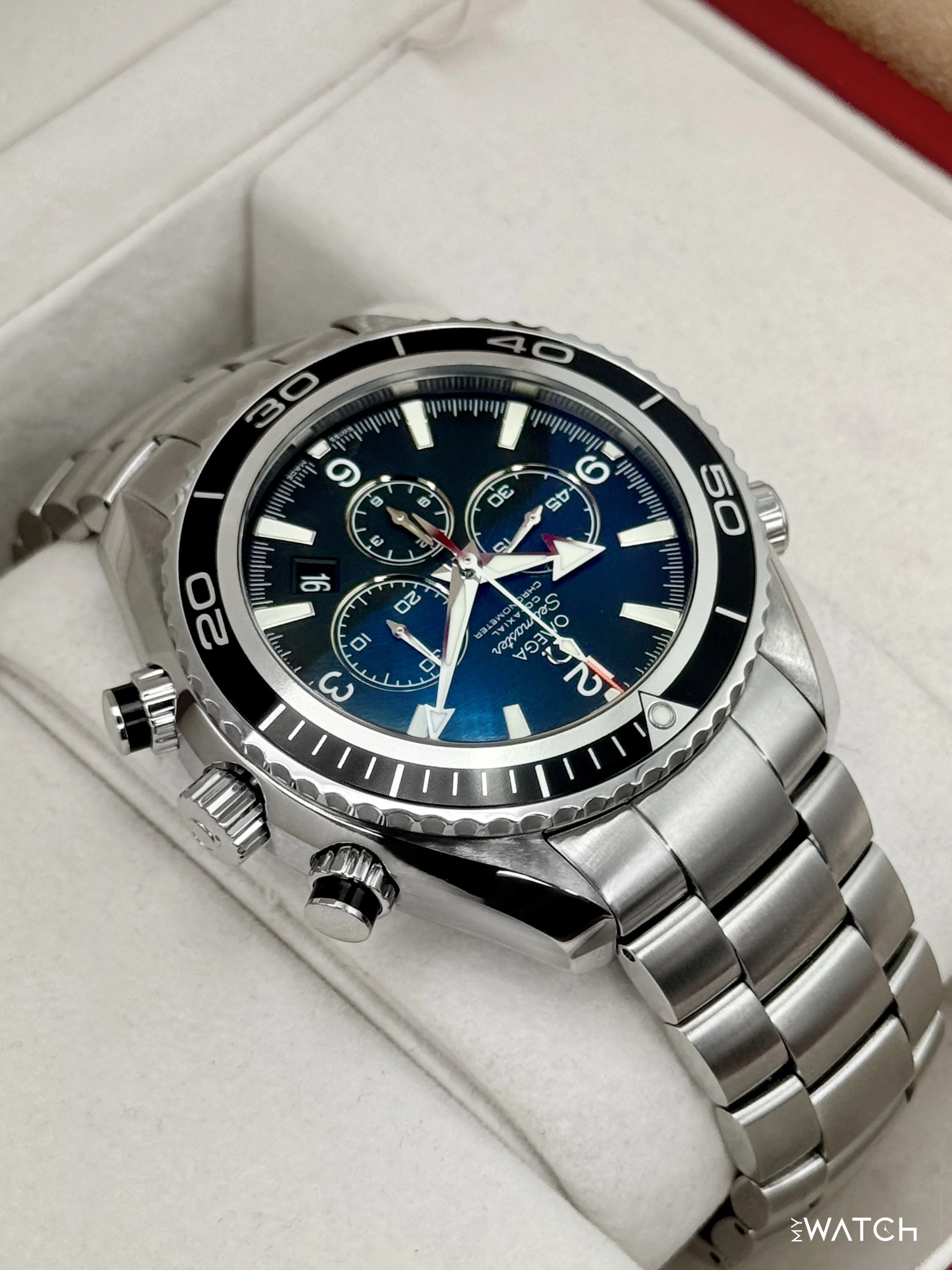 Omega Seamaster Planet Ocean Chronograph 45.5mm 2210.50.00 Black Dial - Image 8