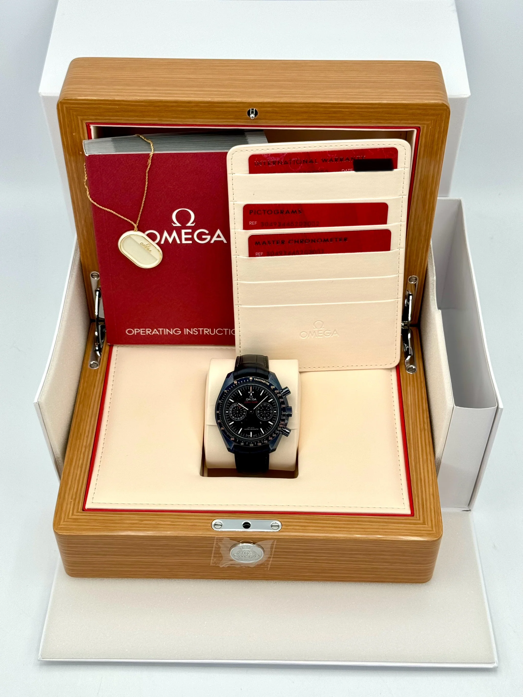New 2024 Omega Speedmaster Moonphase 44.2mm 30493445203001 Blue Dial - Image 13