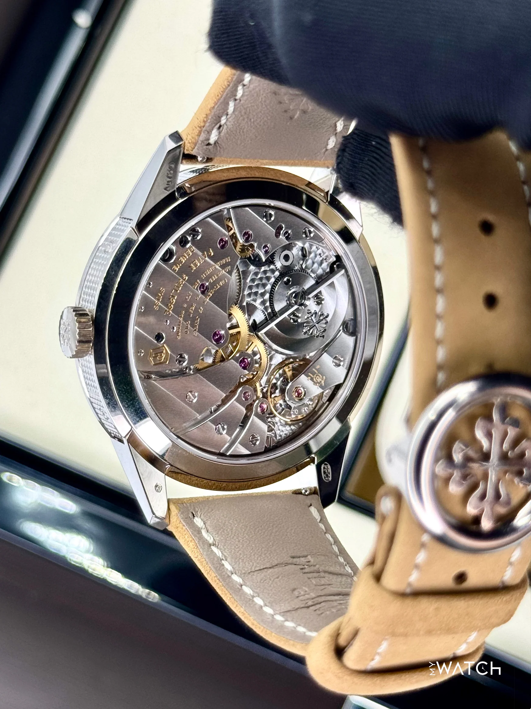 NEW 2025 Patek Philippe 42mm 5326G Annual Calendar Travel Time Compliations - Image 7