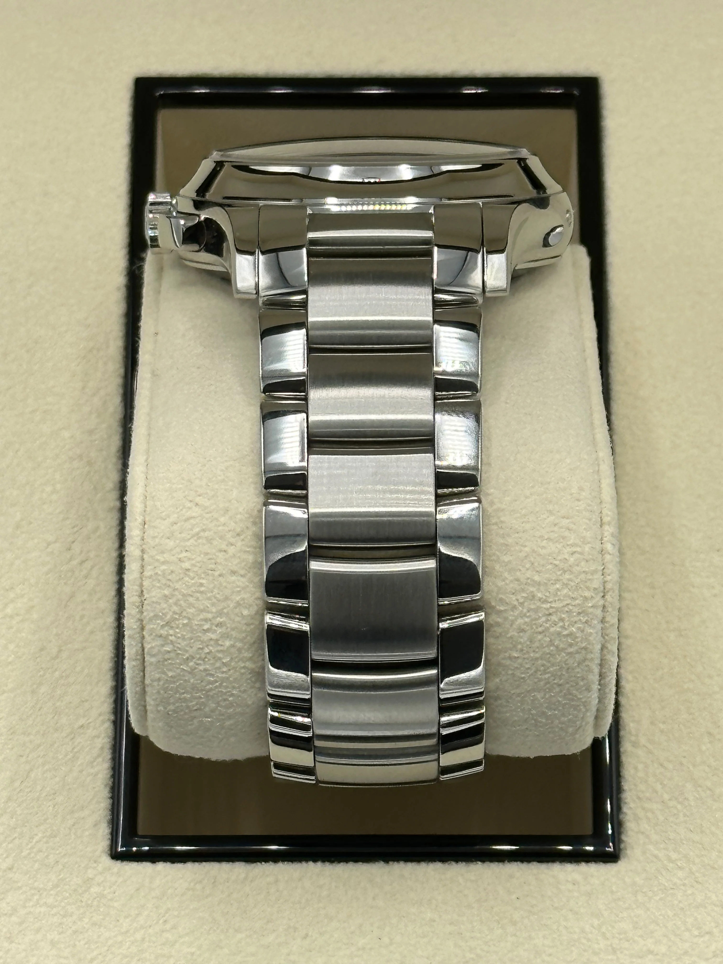 2021 Patek Philippe 42mm 5905/1A Annual Flyback Chronograph Olive Dial - Image 4