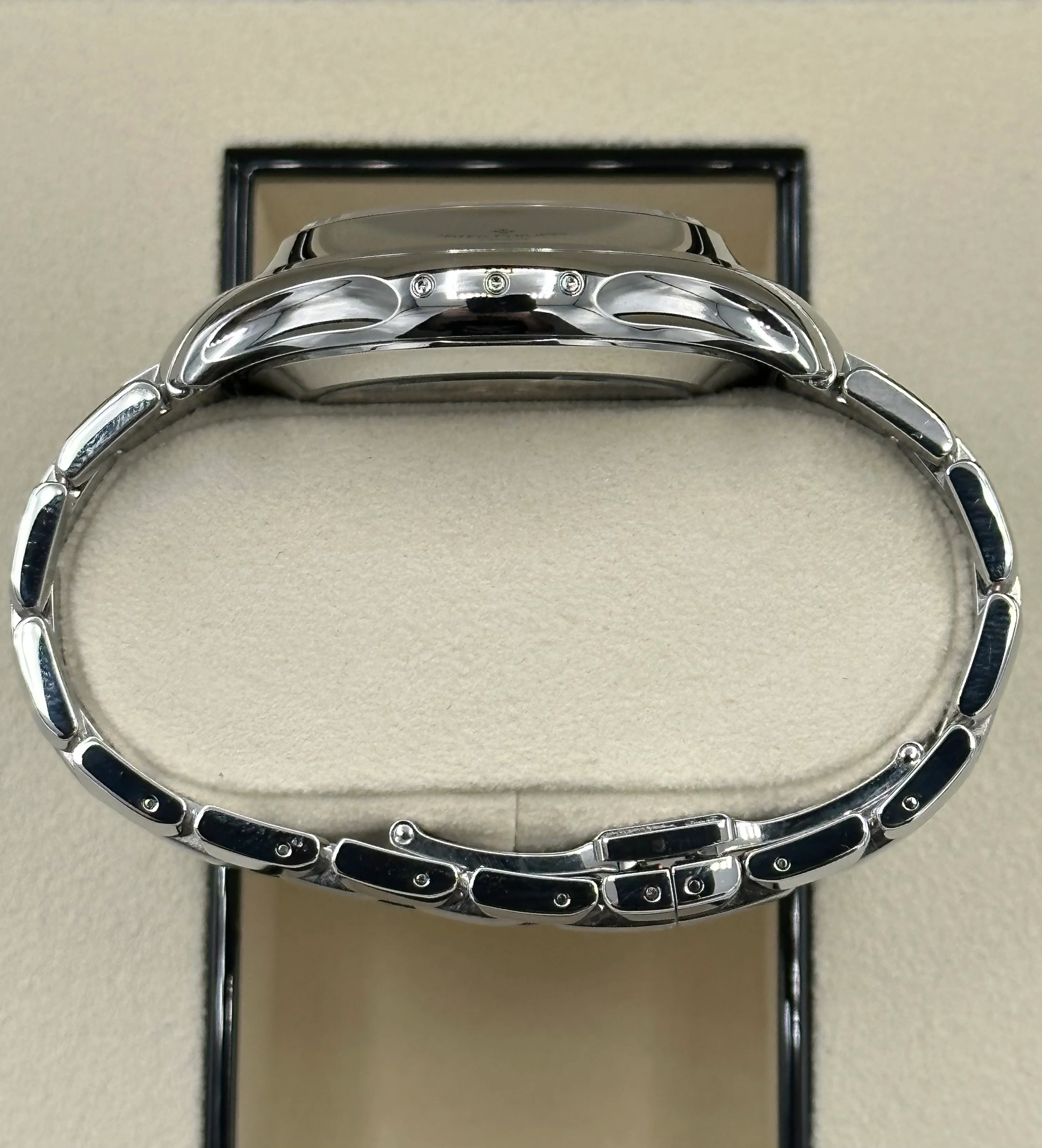 2021 Patek Philippe 42mm 5905/1A Annual Flyback Chronograph Olive Dial - Image 9