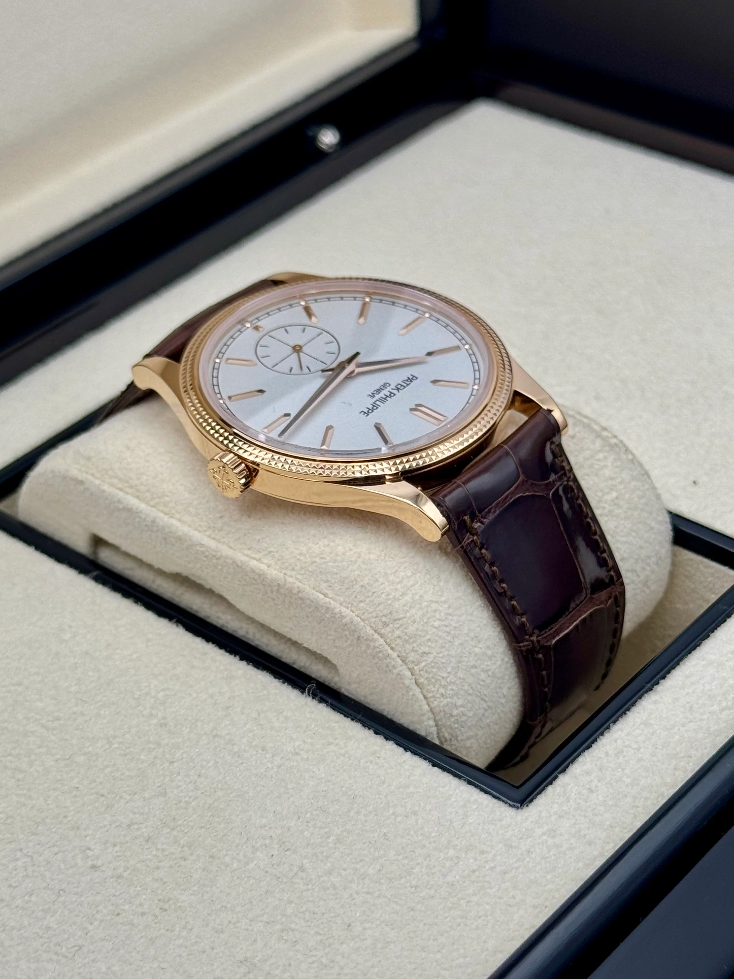 Patek Philippe Calatrava 40mm 6119R  Rose Gold White Dial - Image 8