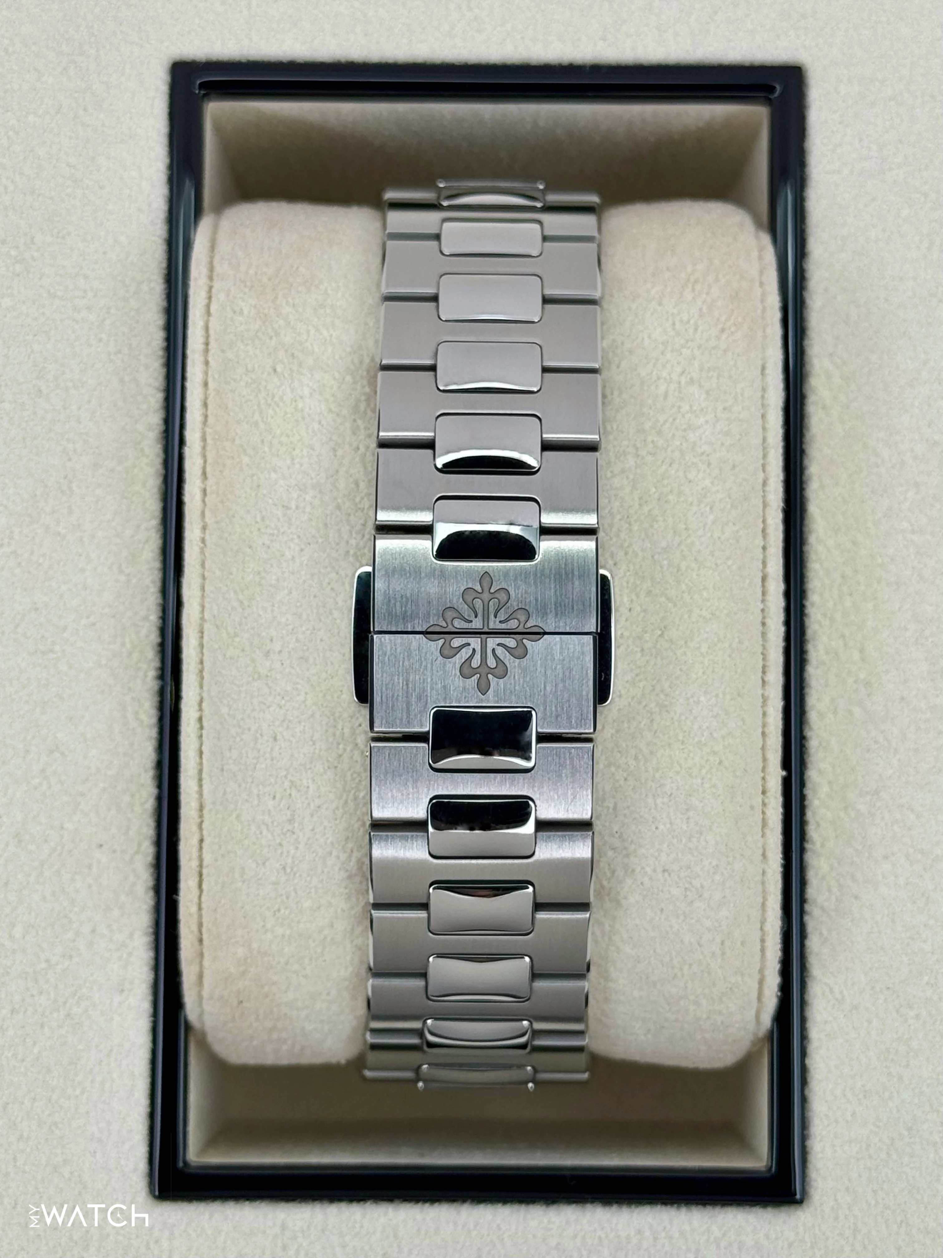 2022 Patek Philippe Nautilus Moonphase 40.5mm 5726/1A-014 Blue Dial - Image 2