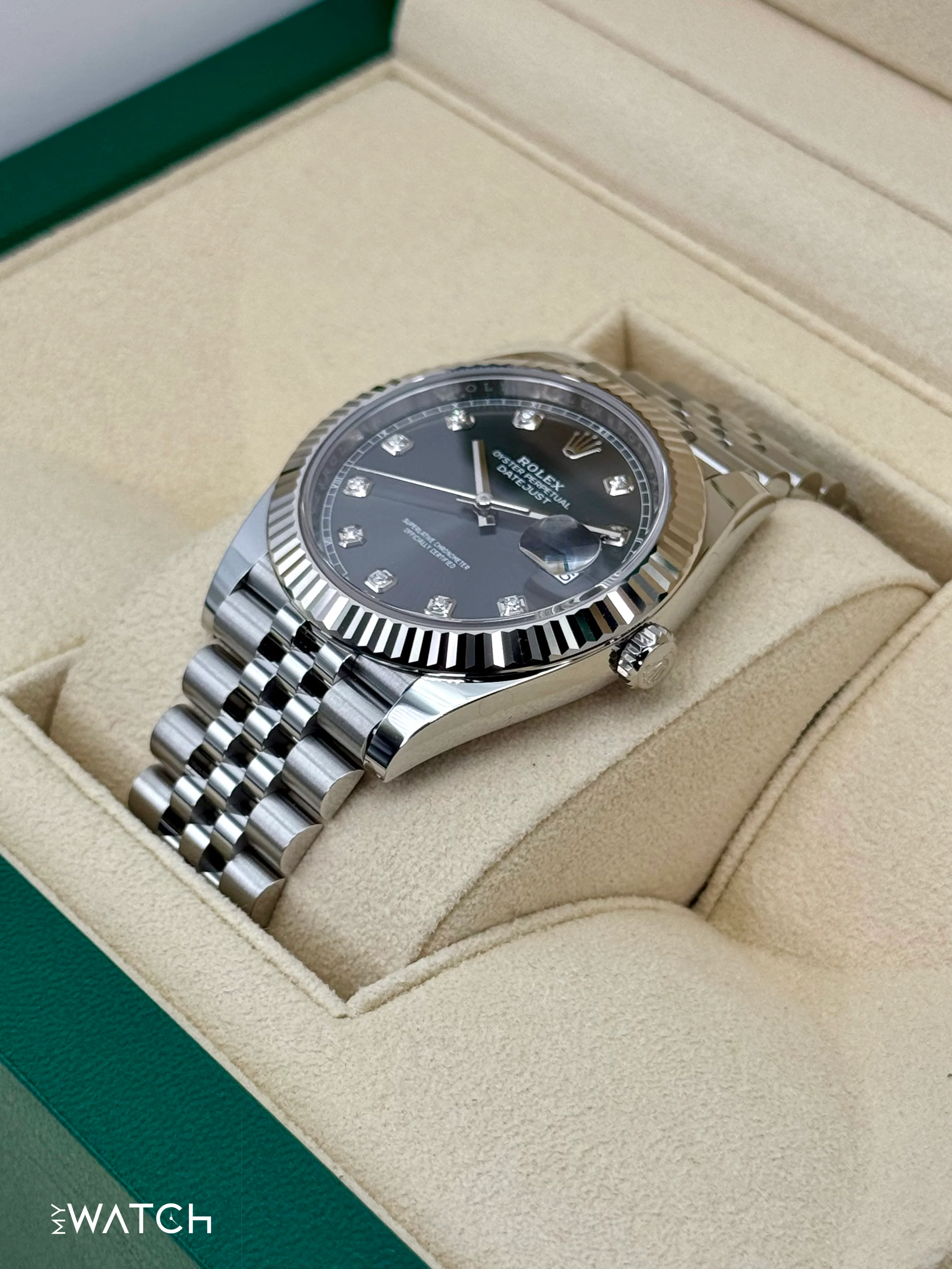 2024 Rolex Datejust 41mm 126334 Stainless Steel Jubilee Rhodium Diamond Dial - Image 6