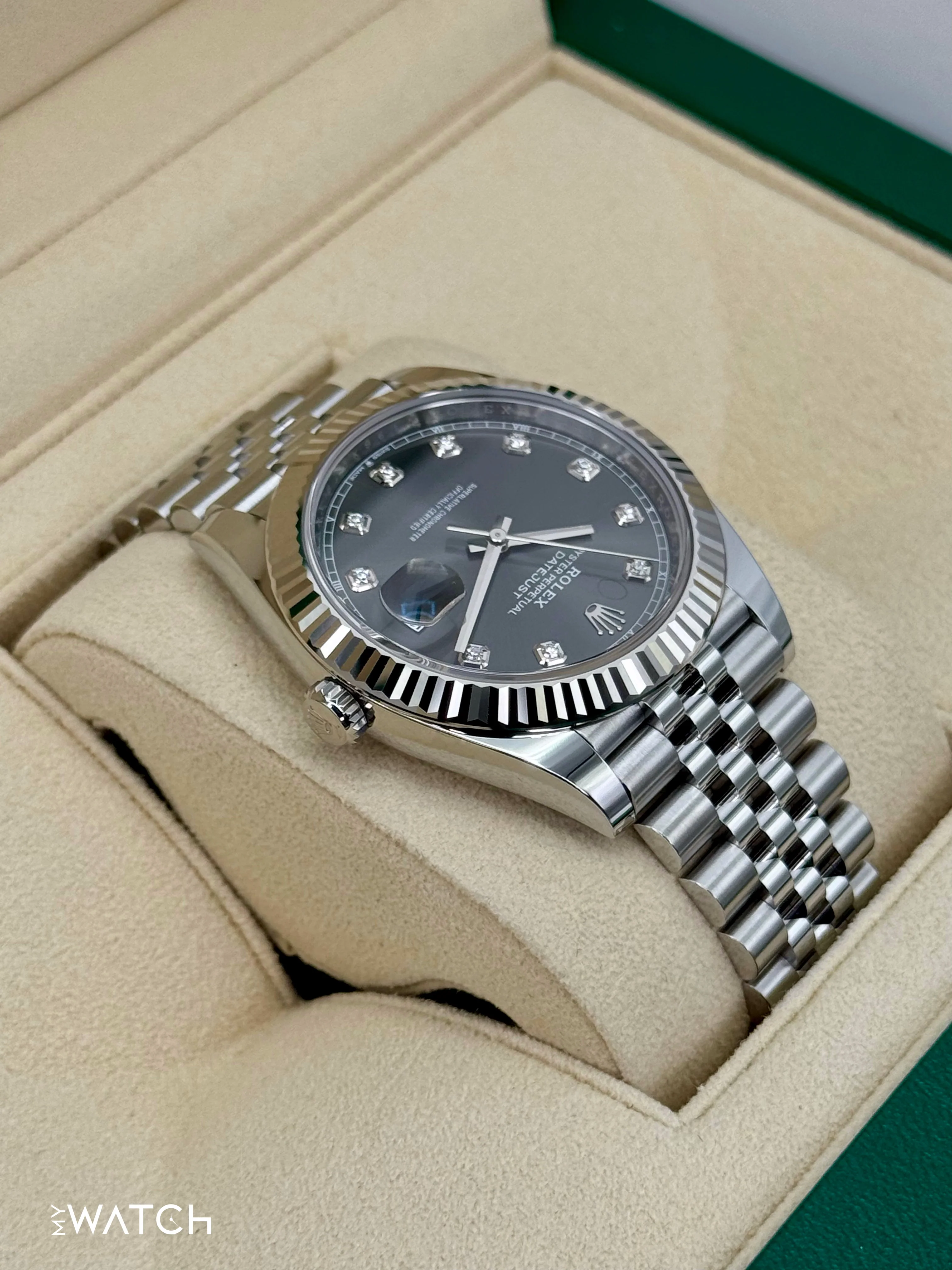 2024 Rolex Datejust 41mm 126334 Stainless Steel Jubilee Rhodium Diamond Dial - Image 7