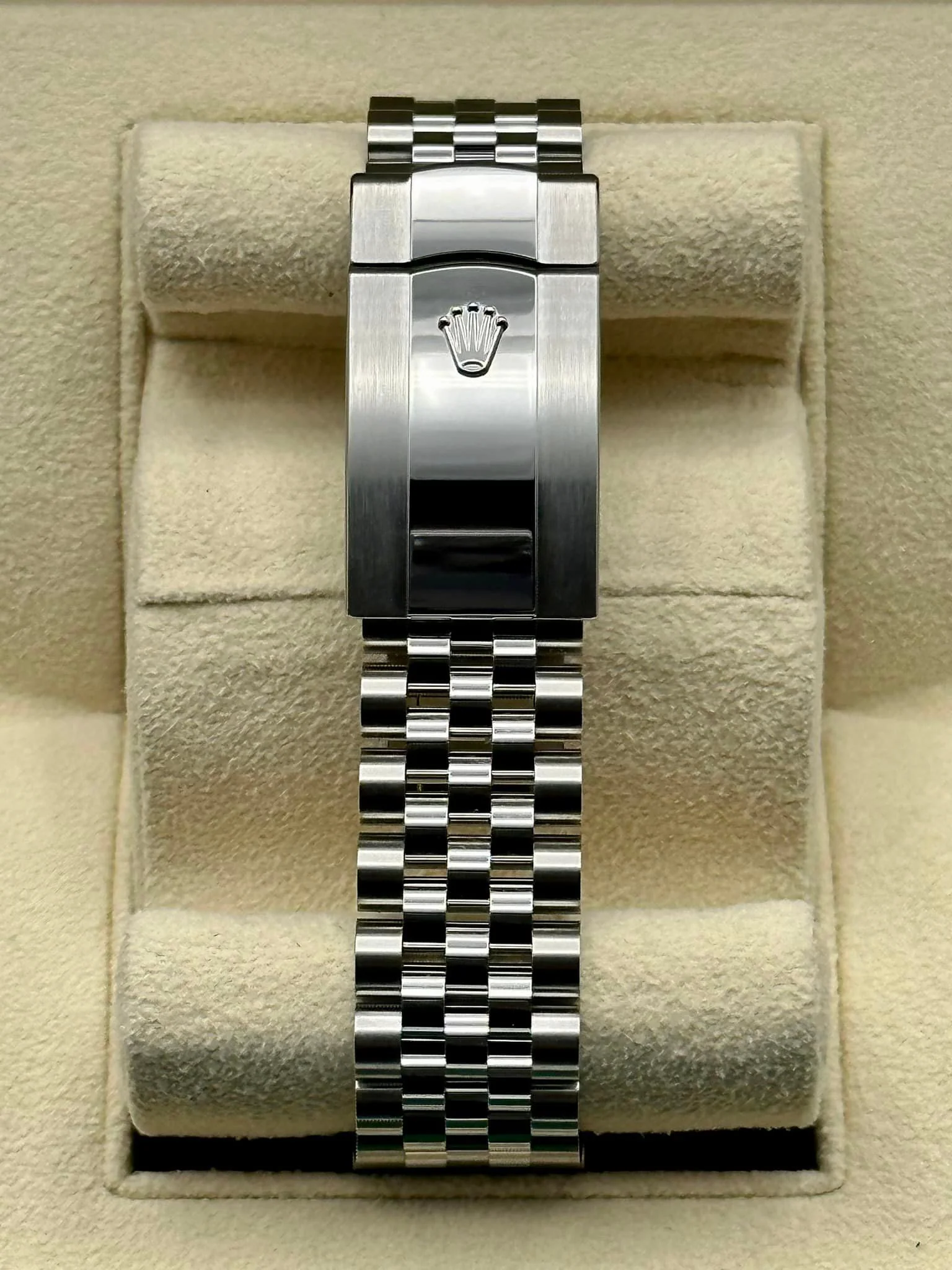 NEW 2025 Rolex Datejust 36mm 126200 Jubilee Mint Green Dial - Image 2