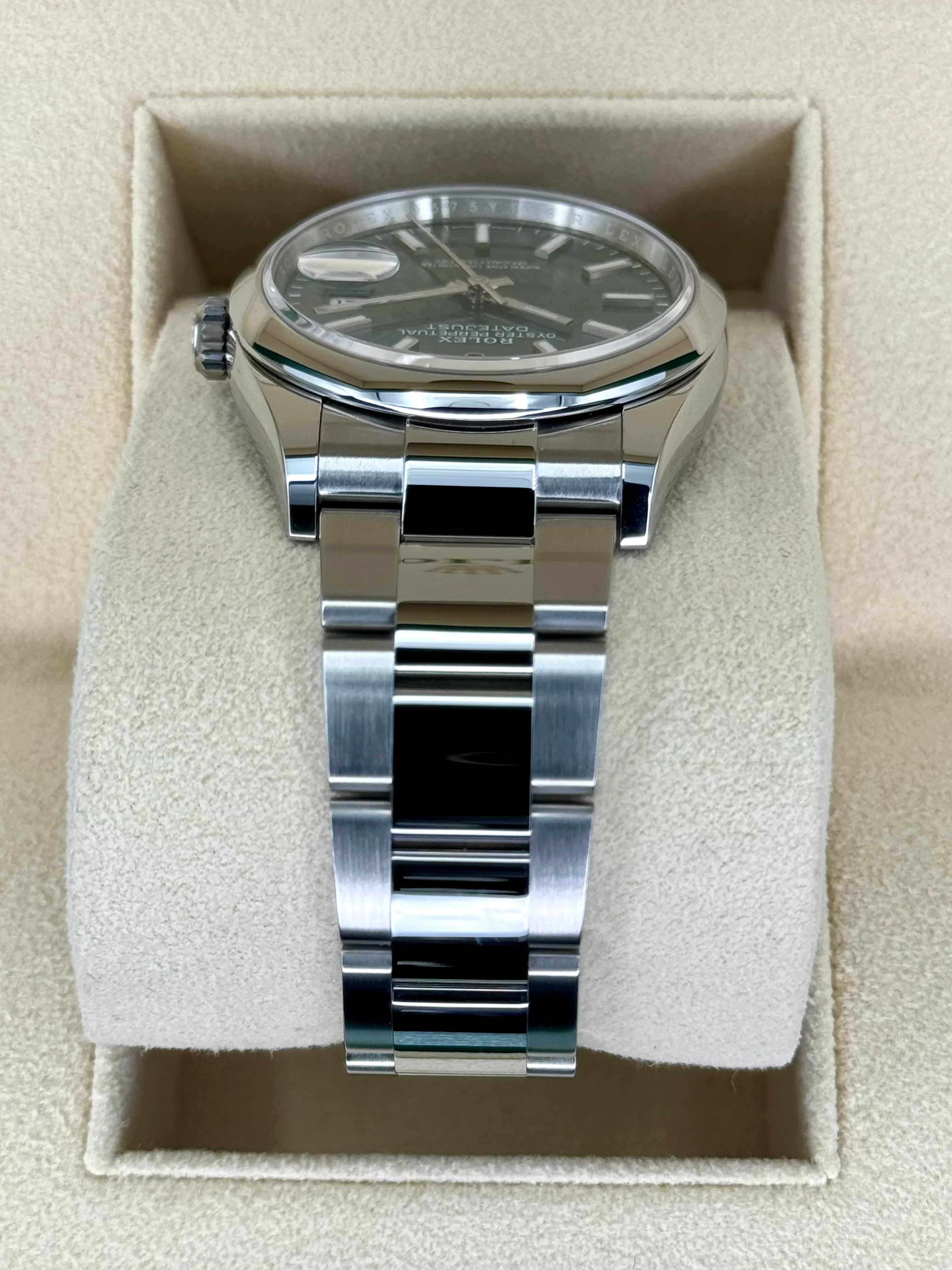 NEW 2023 Rolex Datejust 36mm 126200 Mint Green Dial - Image 4