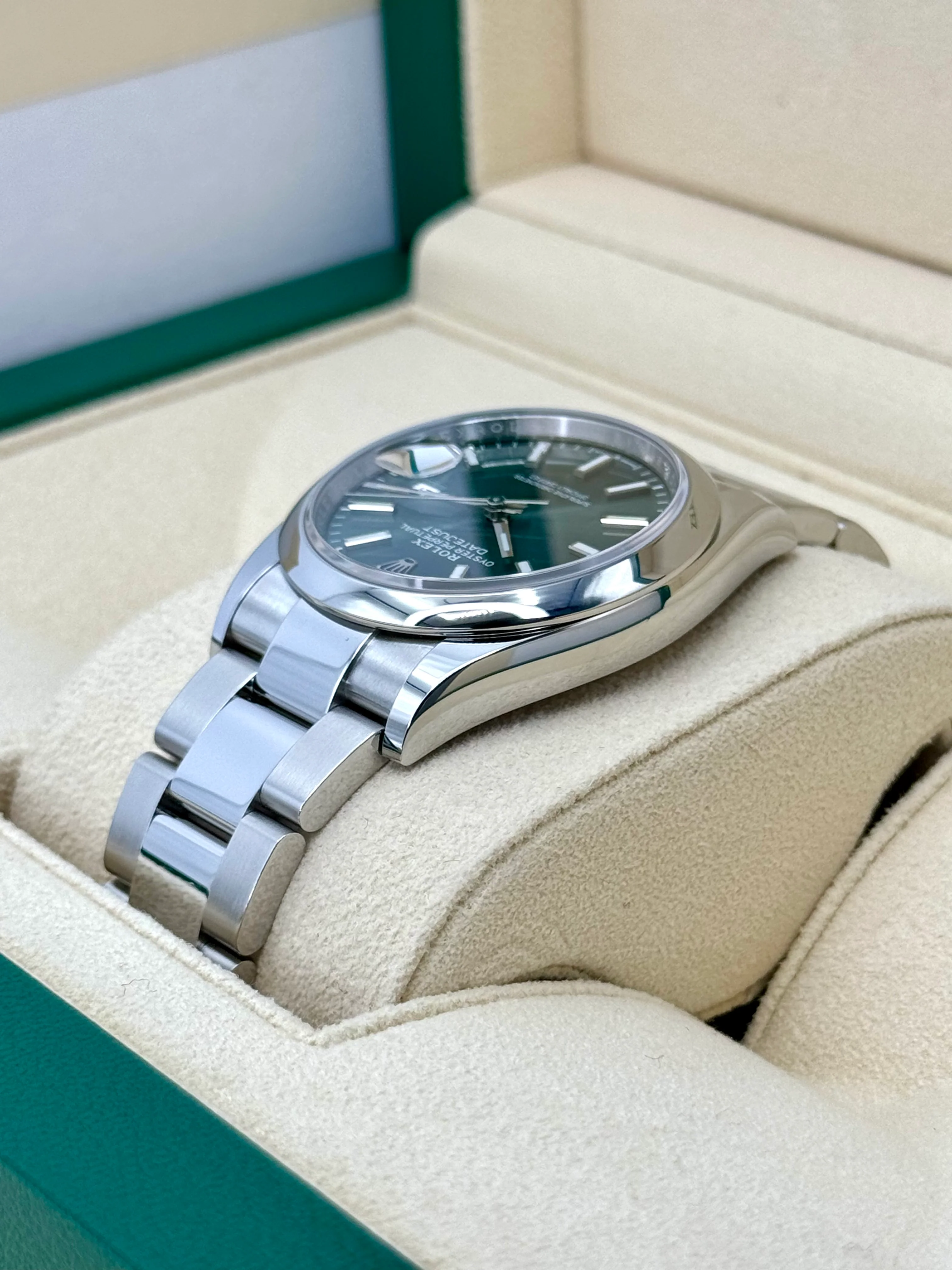 NEW 2023 Rolex Datejust 36mm 126200 Mint Green Dial - Image 7