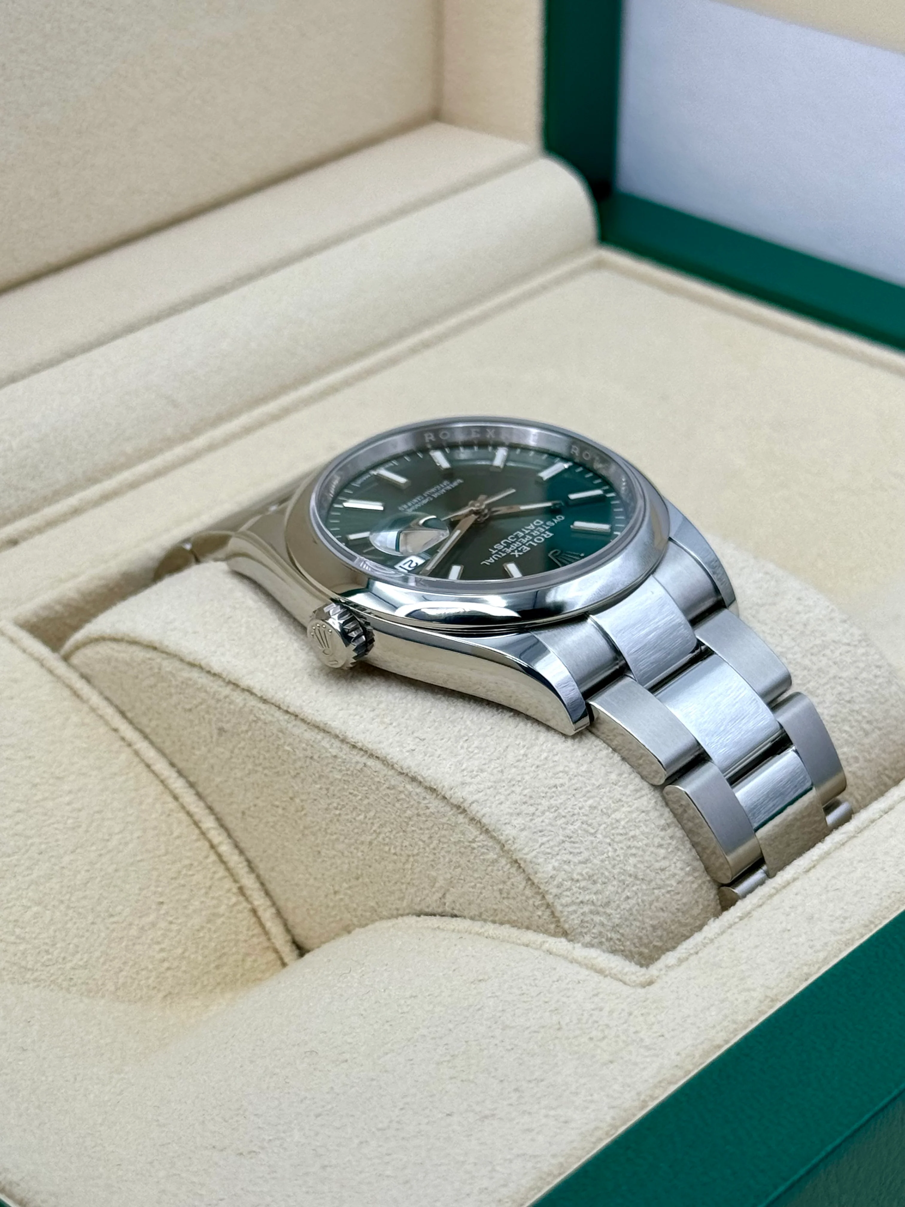 NEW 2023 Rolex Datejust 36mm 126200 Mint Green Dial - Image 8