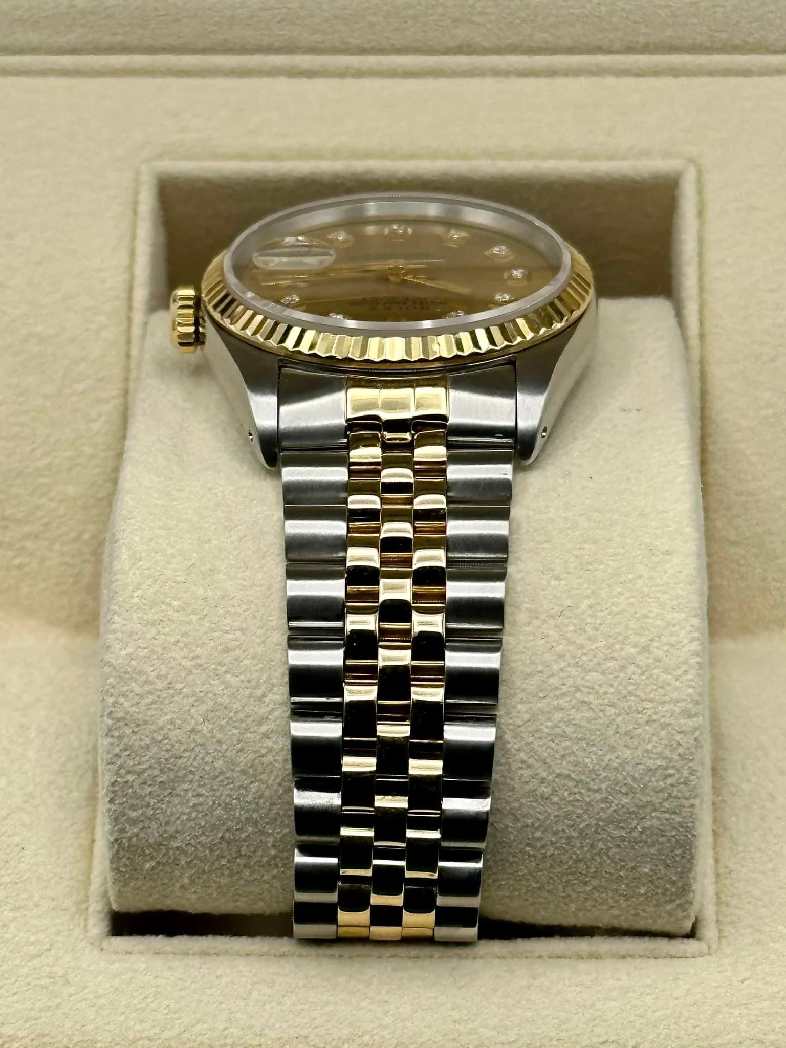 Rolex Datejust 36mm 16233 Two-Tone Jubilee Champagne Diamond Dial - Image 3
