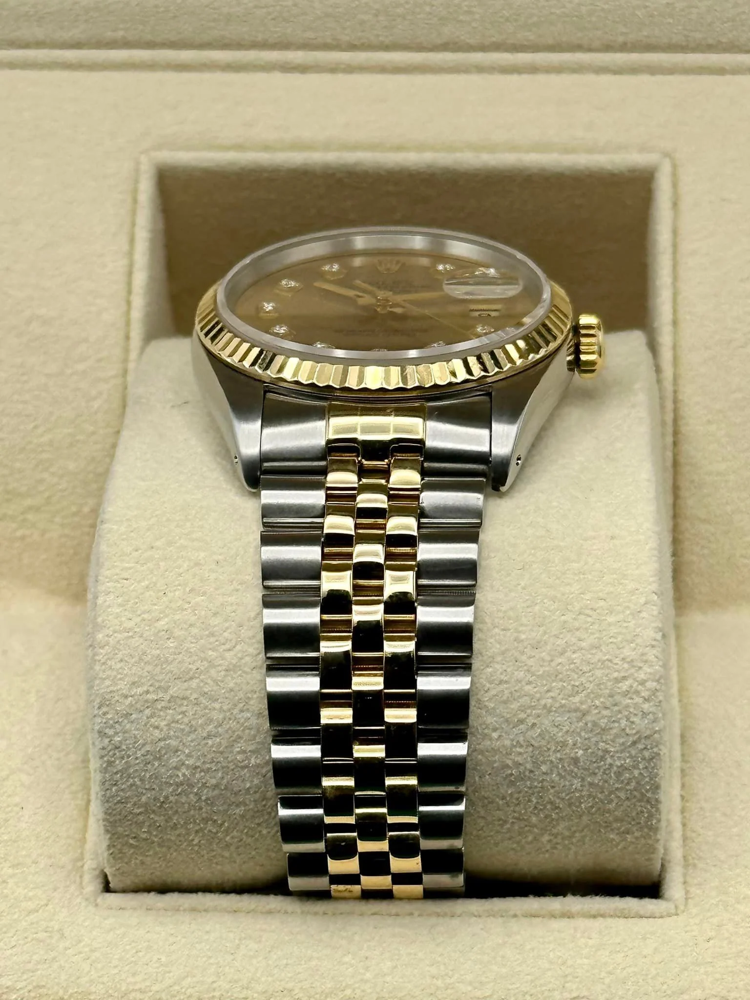 Rolex Datejust 36mm 16233 Two-Tone Jubilee Champagne Diamond Dial - Image 4