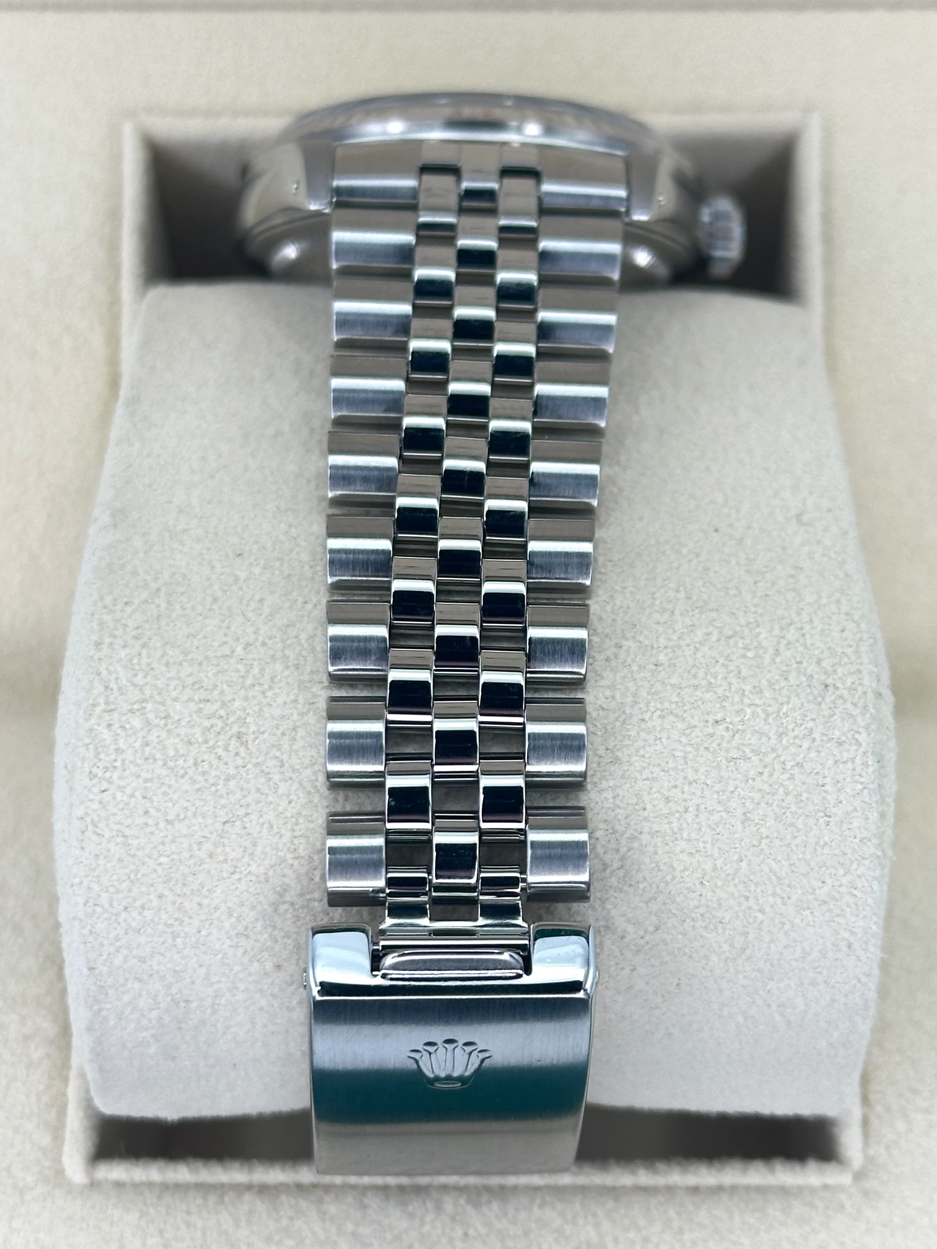 1991 Rolex Datejust 36mm 16234 Stainless Steel Jubilee Silver Dial - Image 3