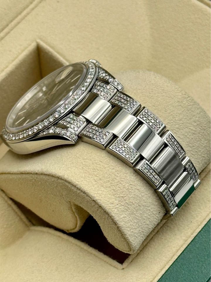 Rolex Datejust 41mm 126300 Diamonds Oyster Black Stick Dial - Image 5