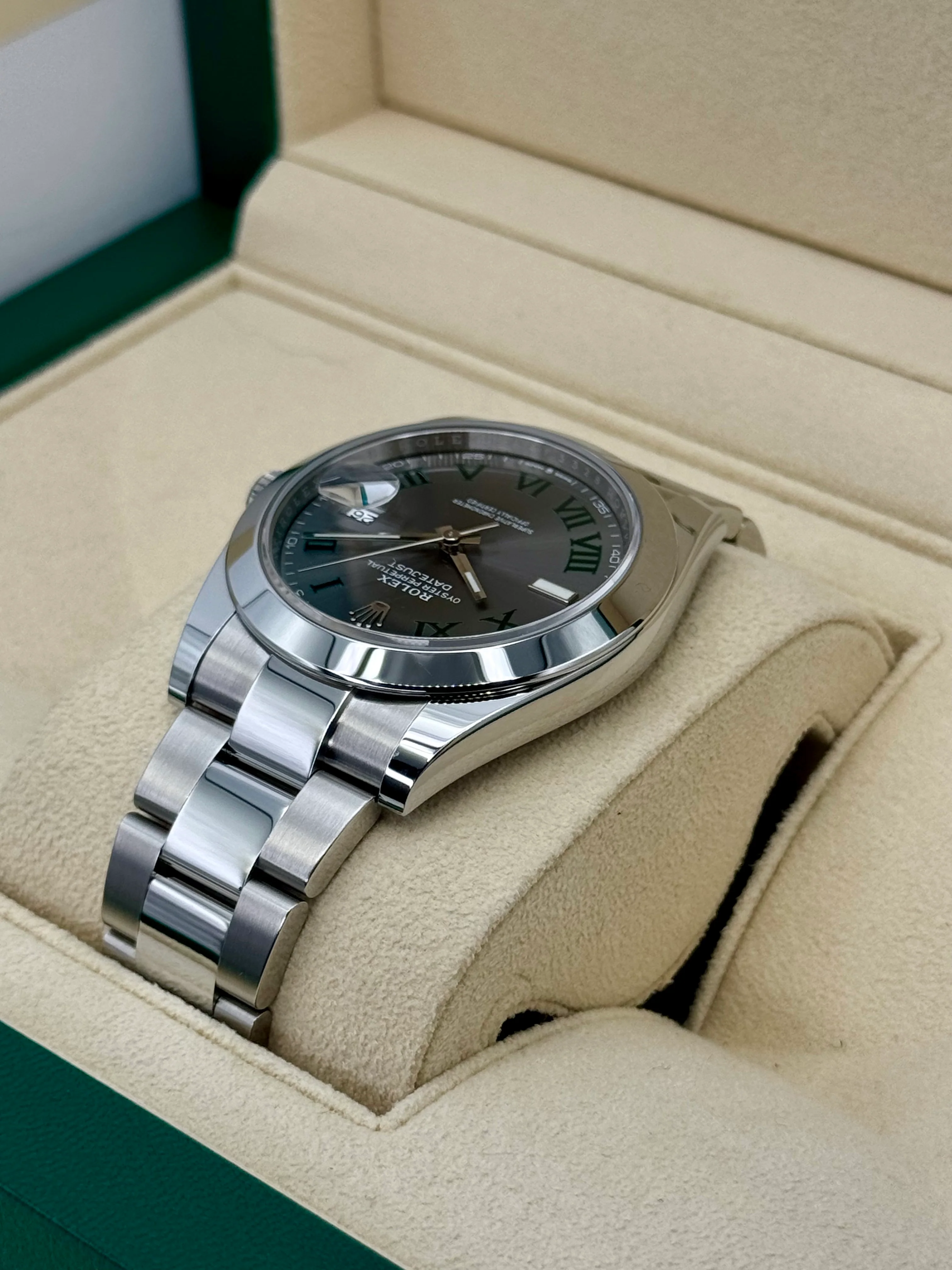 NEW 2025 Rolex Datejust 41mm 126300 Wimbledon Dial Oyster - Image 5
