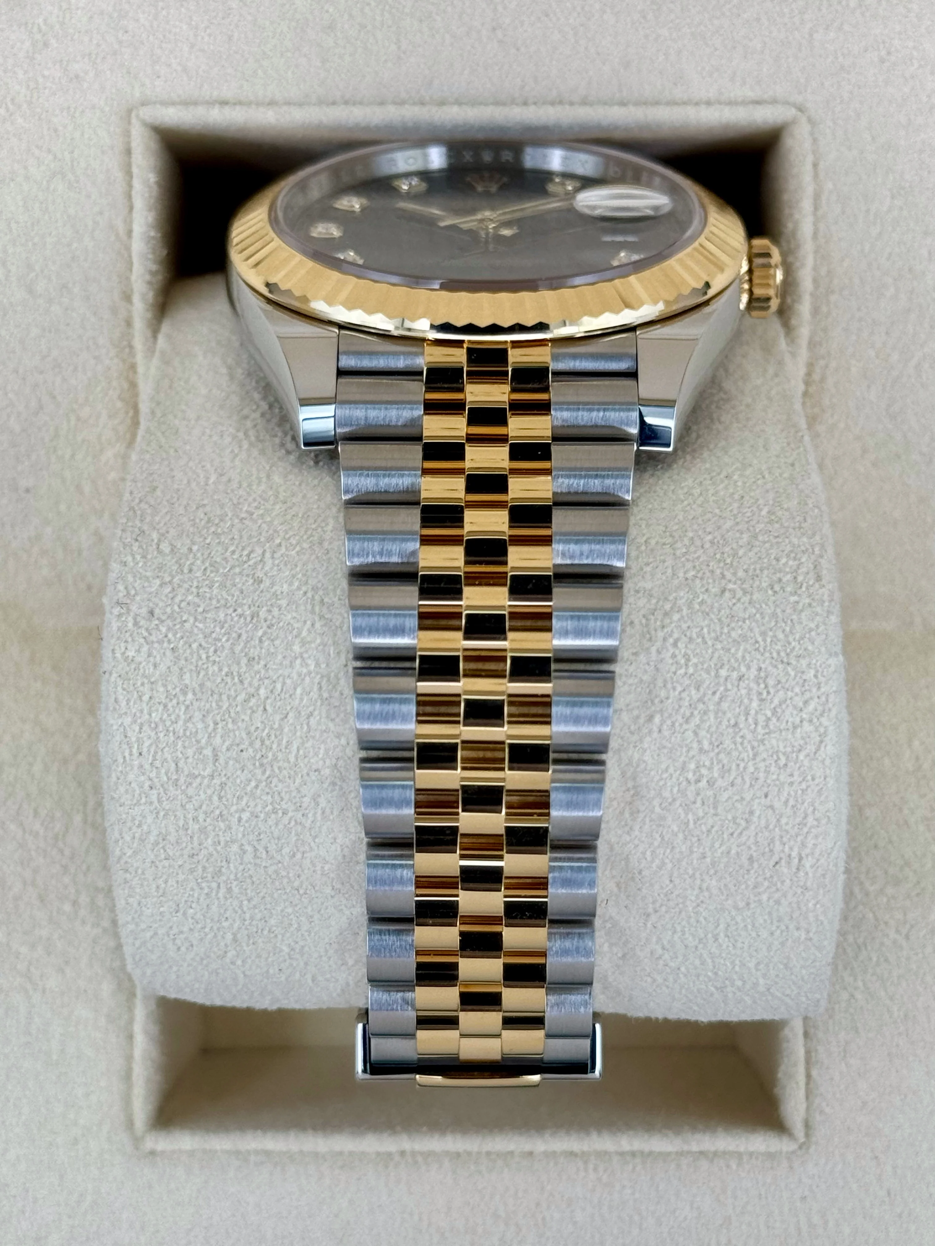 NEW 2025 Rolex Datejust 41mm 126333 Two-Tone Jubilee Black Diamond Dial - Image 3