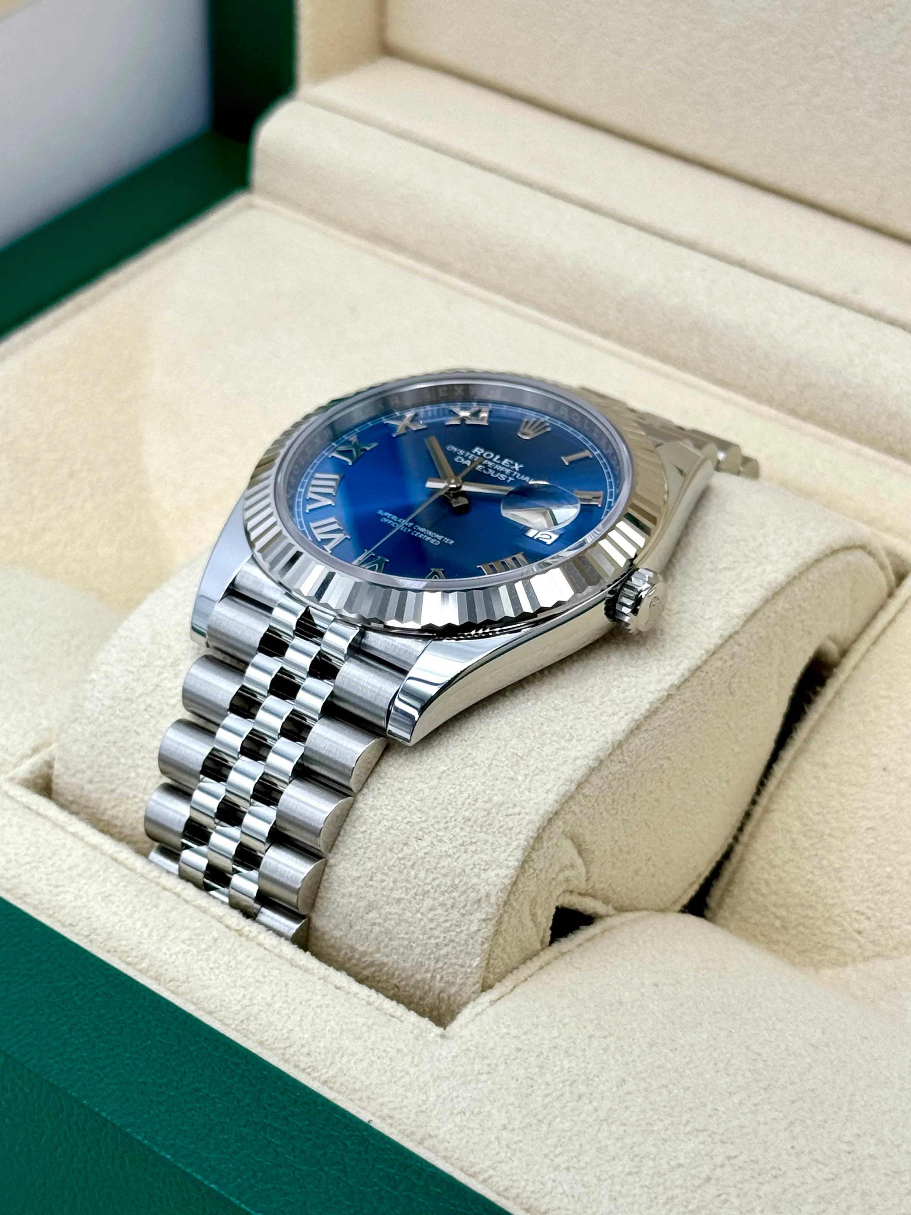 NEW 2025 Rolex Datejust 41mm 126334 Jubilee Blue Roman Numeral Dial - Image 5