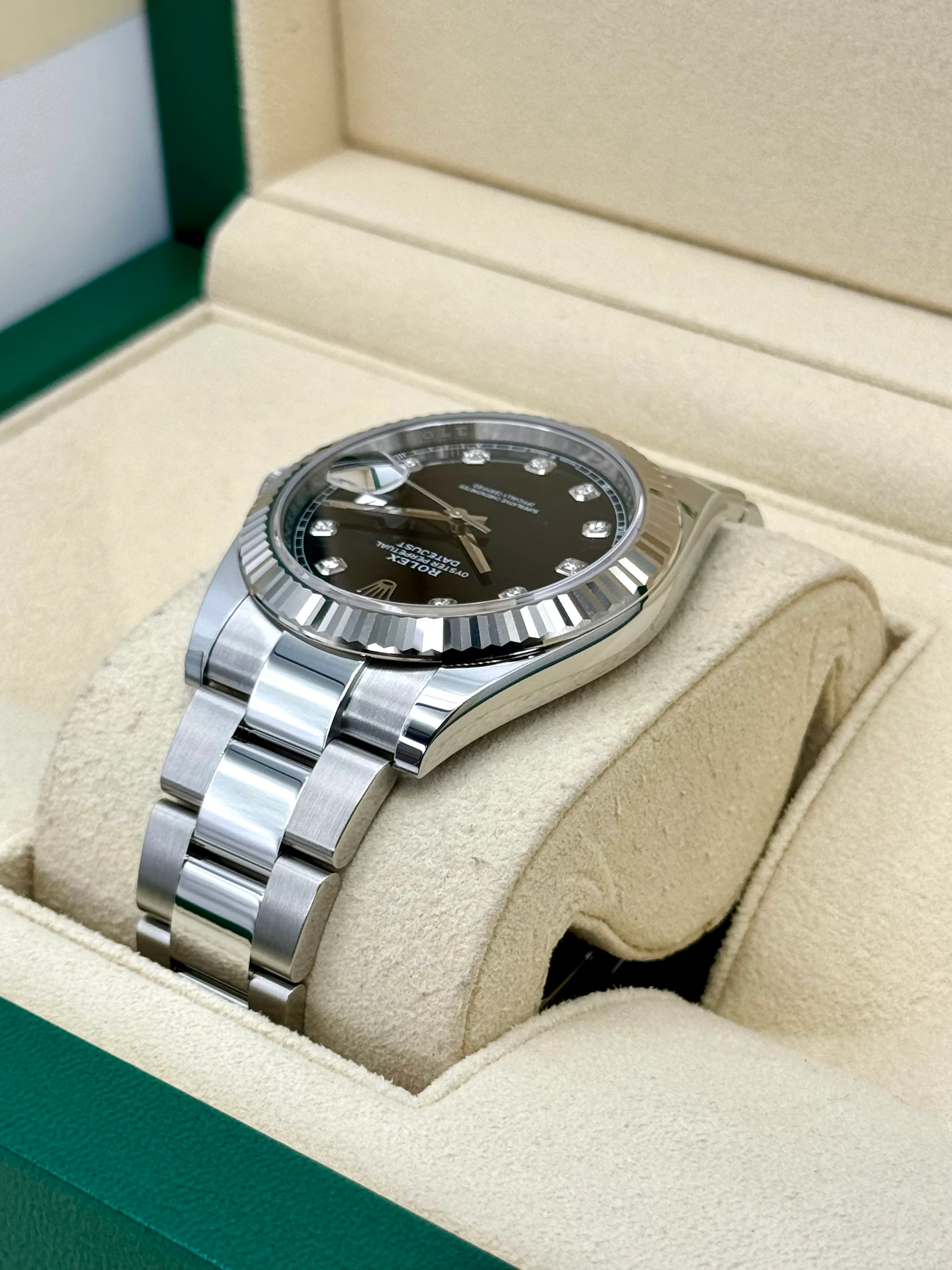 NEW 2025 Rolex Datejust 41mm 126334 Oyster Black Diamond Dial - Image 7