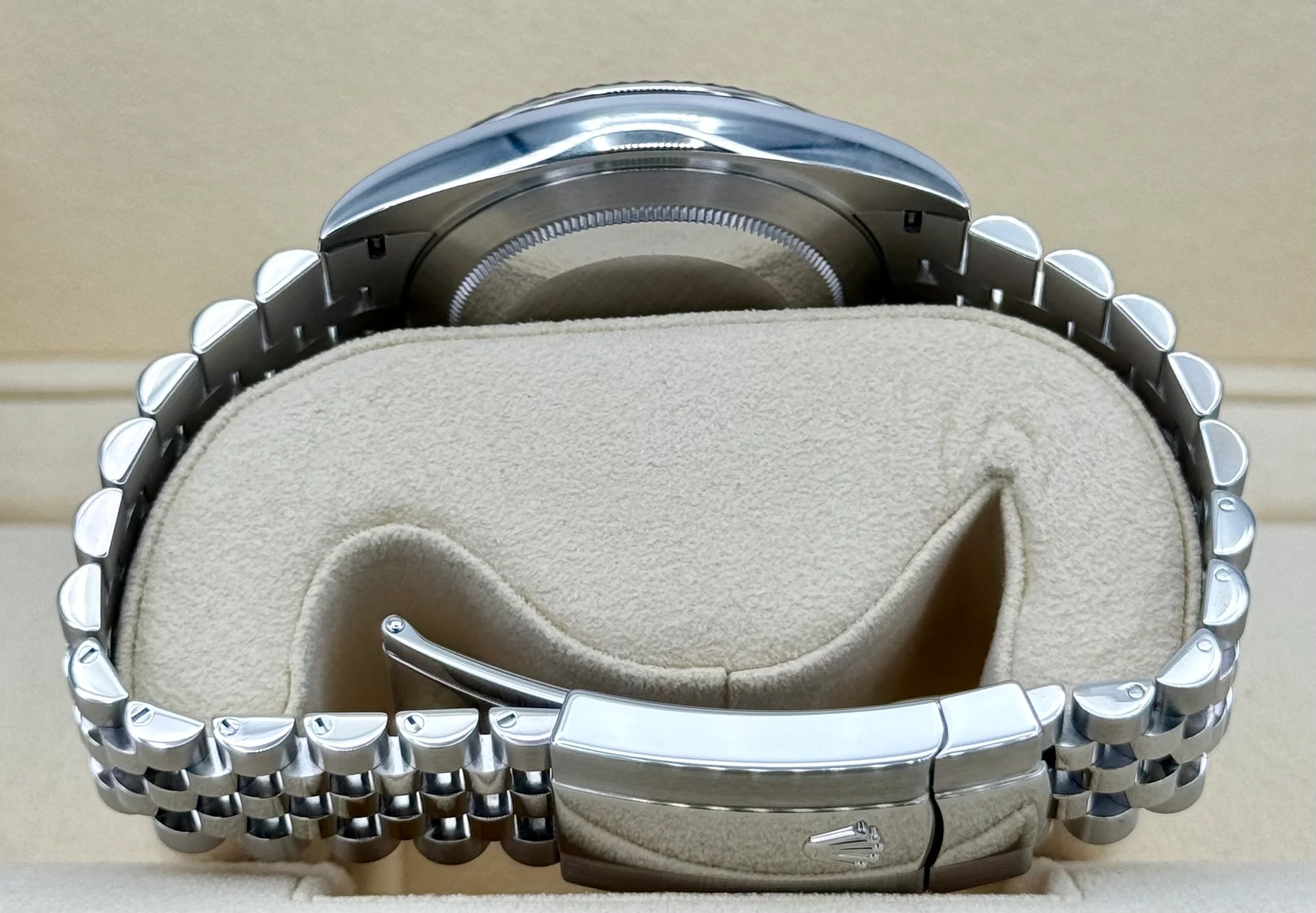 Rolex Datejust 41mm 126334 Stainless Steel Jubilee Blue Dial - Image 10