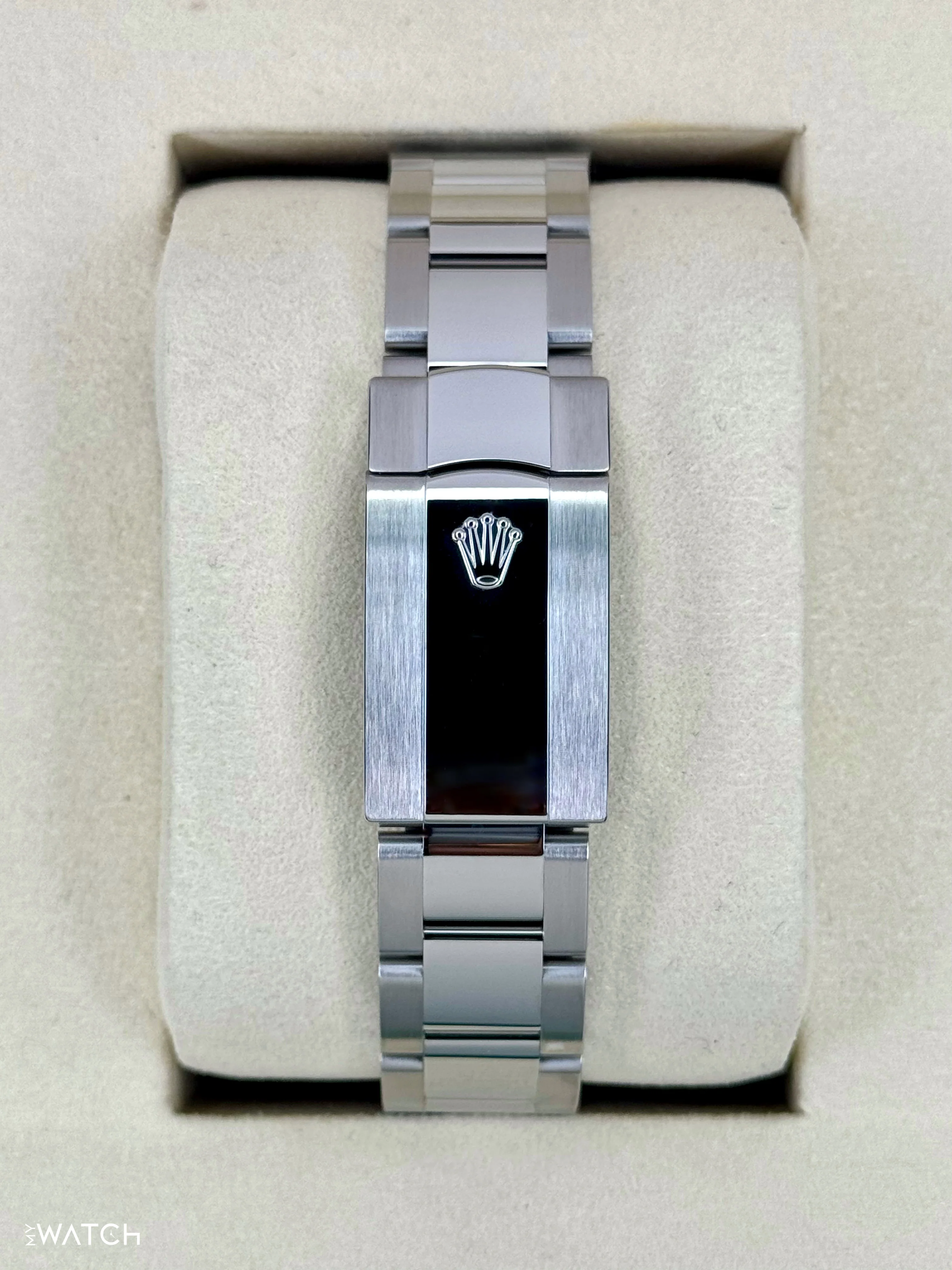 NEW 2025 Rolex Datejust 41mm 126334 Stainless Steel Oyster Blue Dial - Image 2