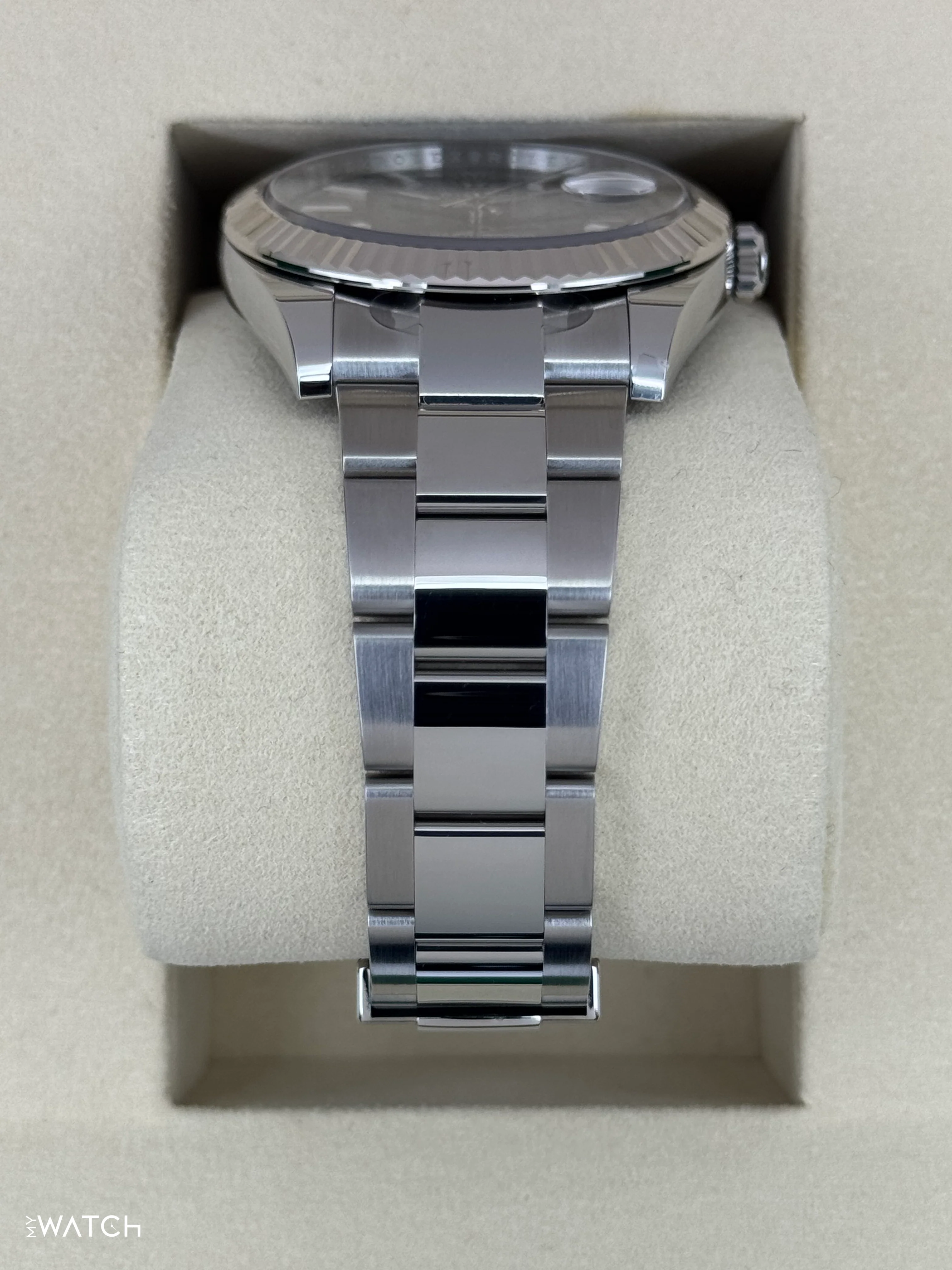 NEW 2025 Rolex Datejust 41mm 126334 Stainless Steel Oyster Blue Dial - Image 3