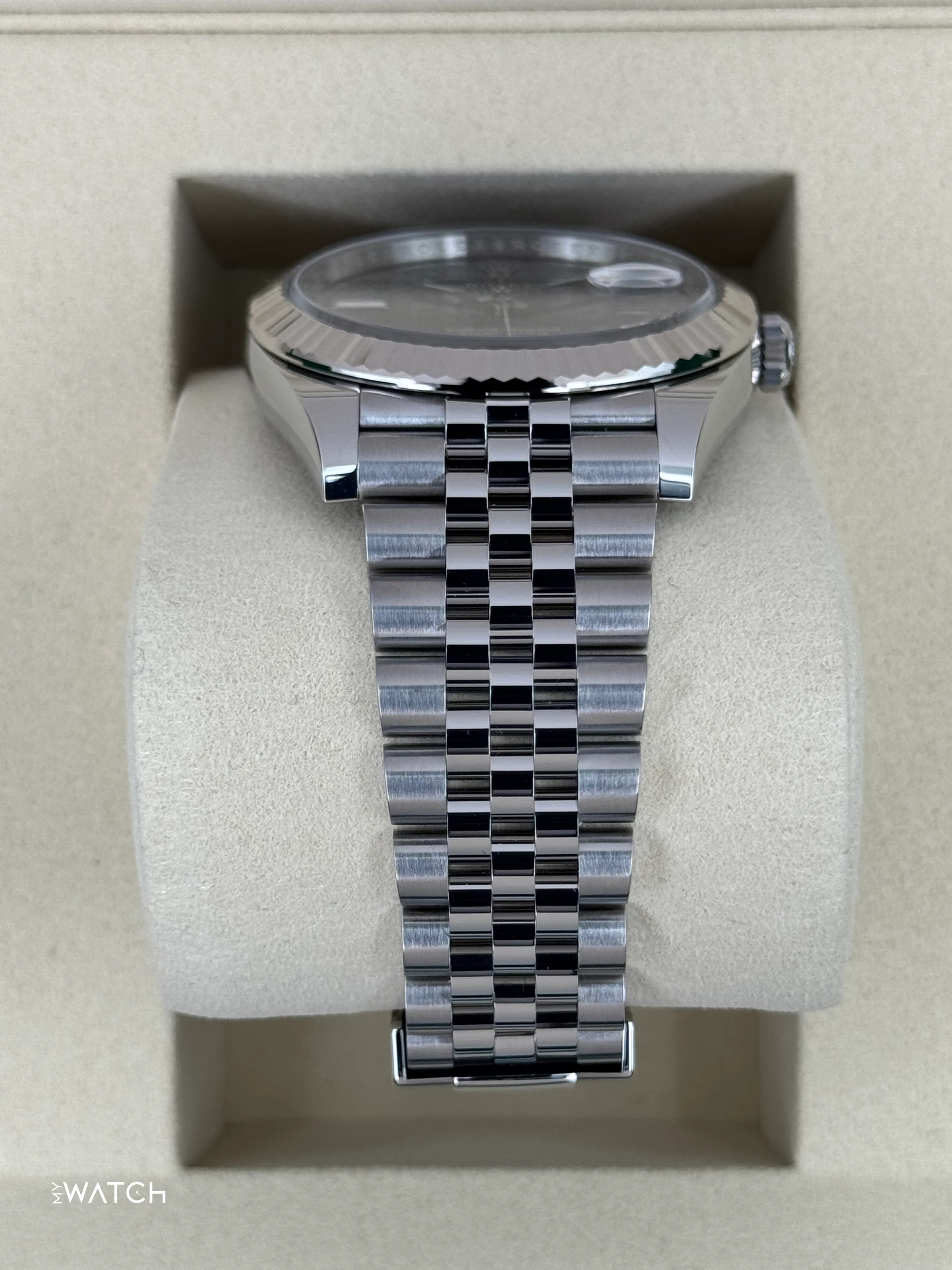 NEW 2025 Rolex Datejust 41mm 126334 Jubilee Wimbledon Dial - Image 3