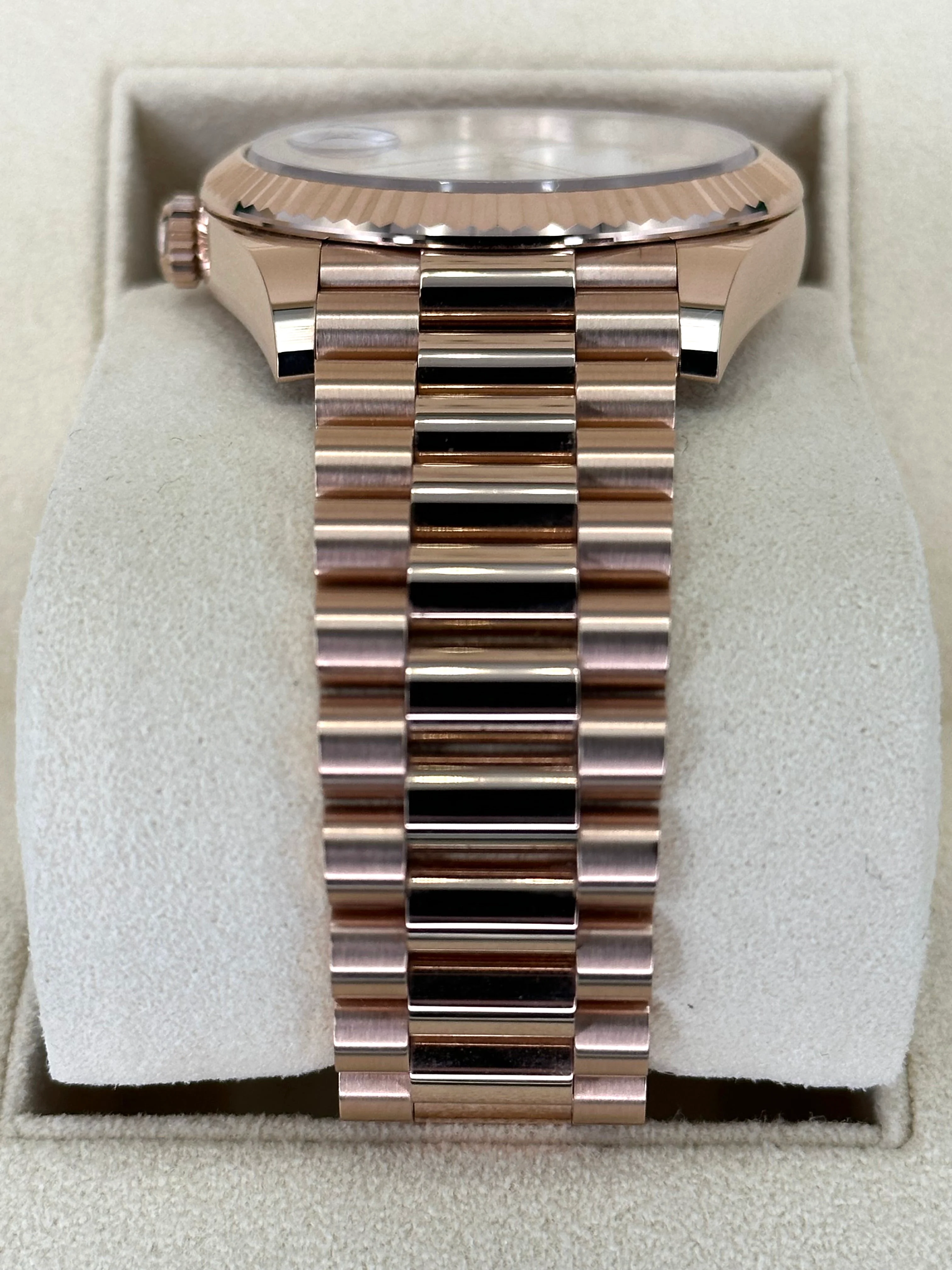 NEW 2025 Rolex Day-Date 228235 Presidential Rose Gold White Dial - Image 4