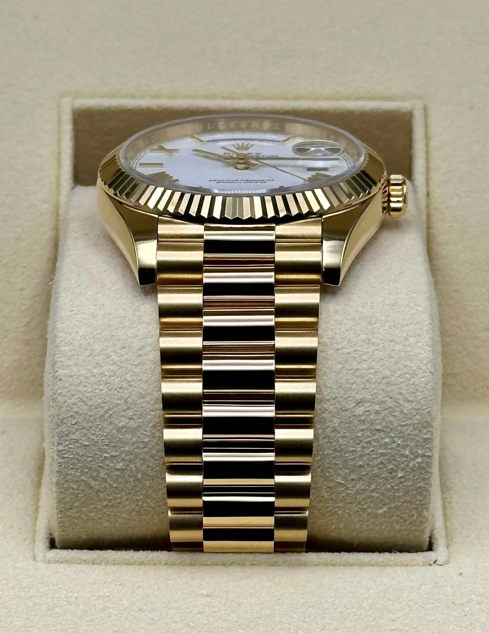 Rolex Day-Date 40mm 228238 Presidential White Dial - Image 3