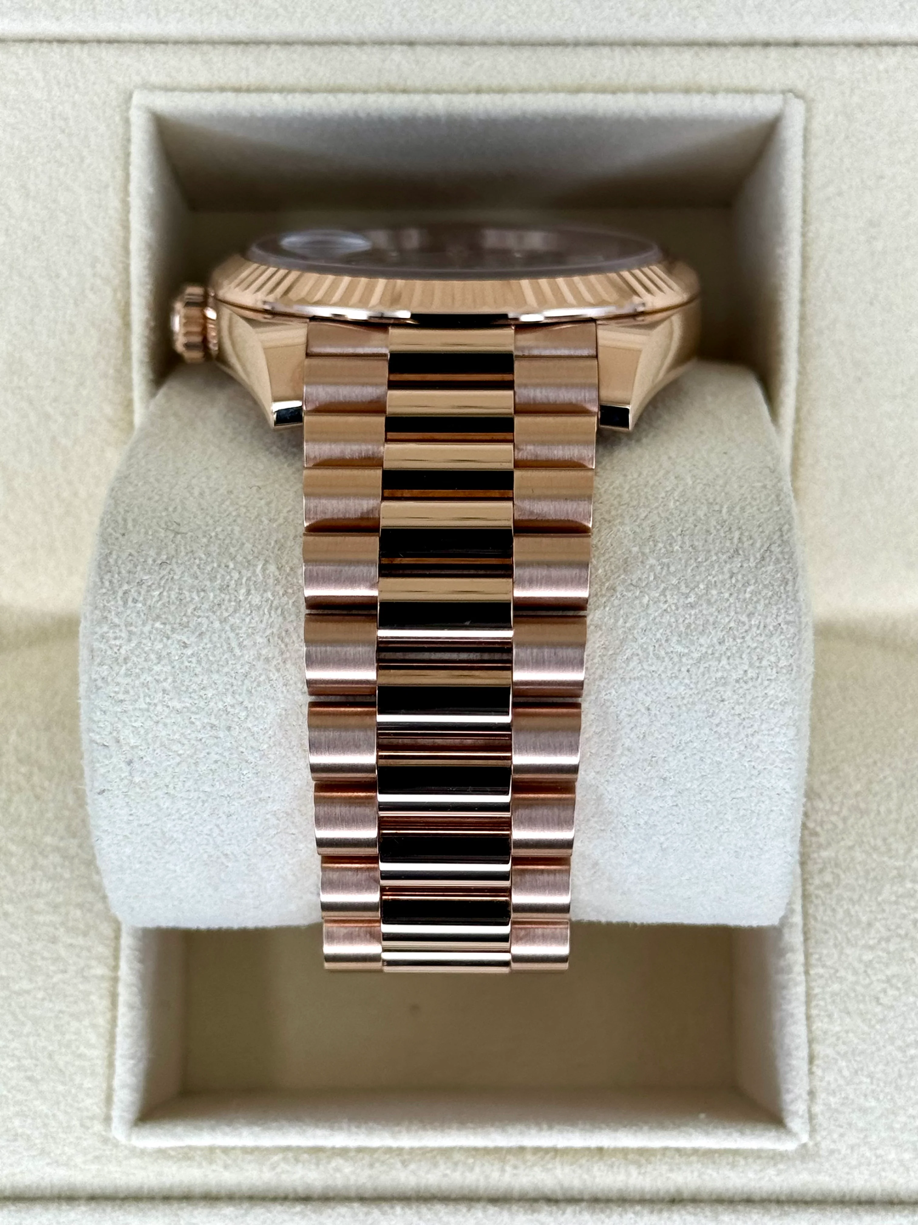 NEW 2025 Rolex Day-Date 40mm 228235 Rose Gold Chocolate Baguette Dial - Image 4