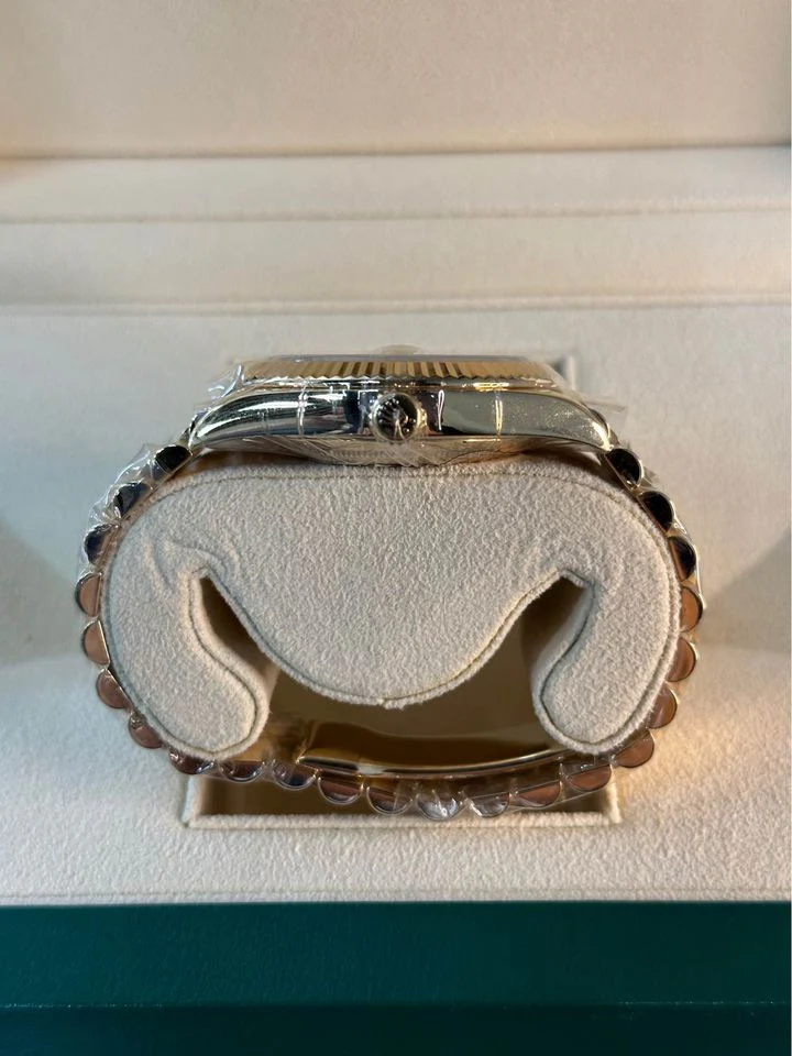 Rolex Day-Date 40mm 228238 Presidential Champagne Dial - Image 7