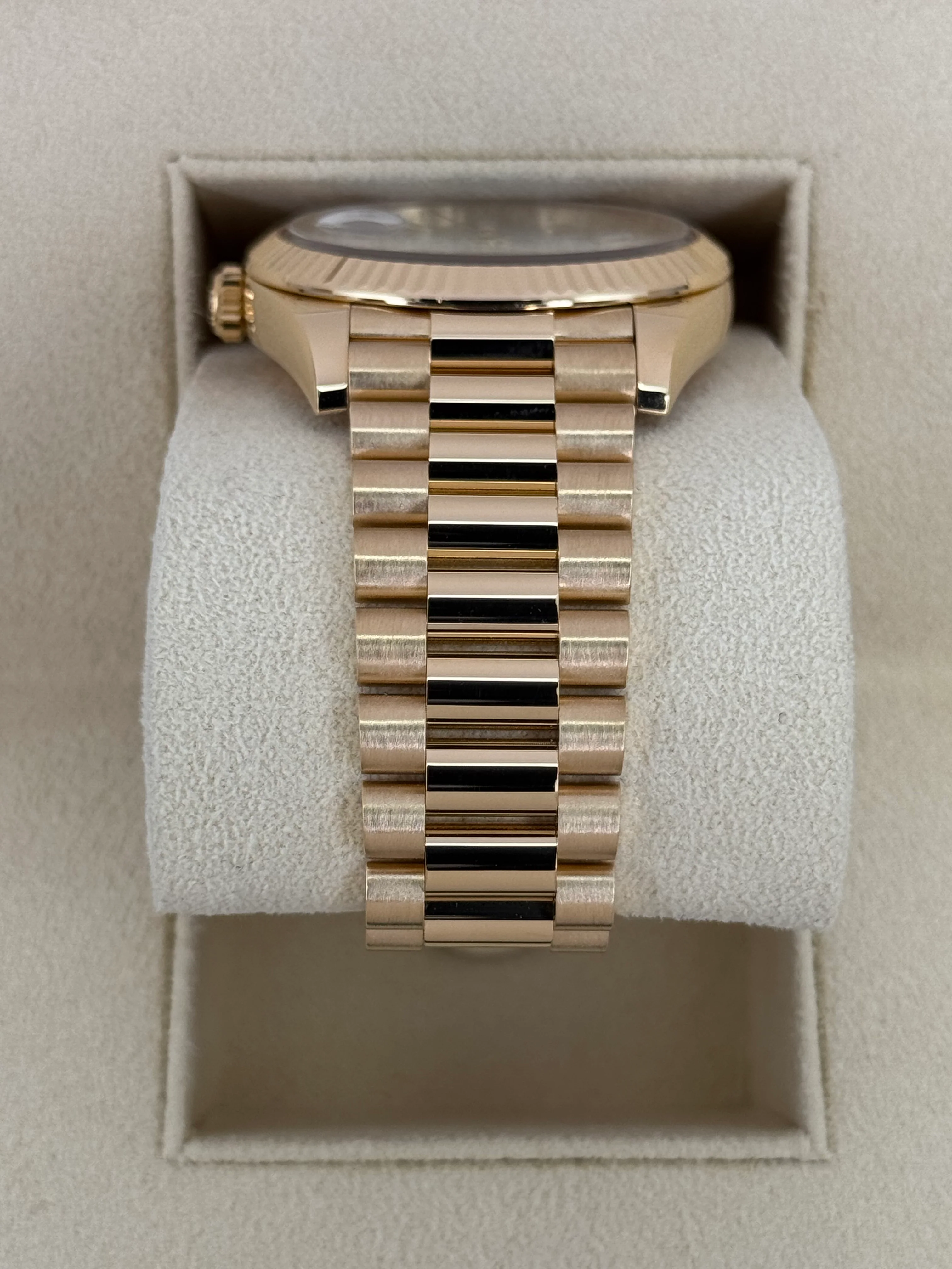 NEW 2025 Rolex Day-Date 40mm 228238 Mother Of Pearl Diamond Dial - Image 4