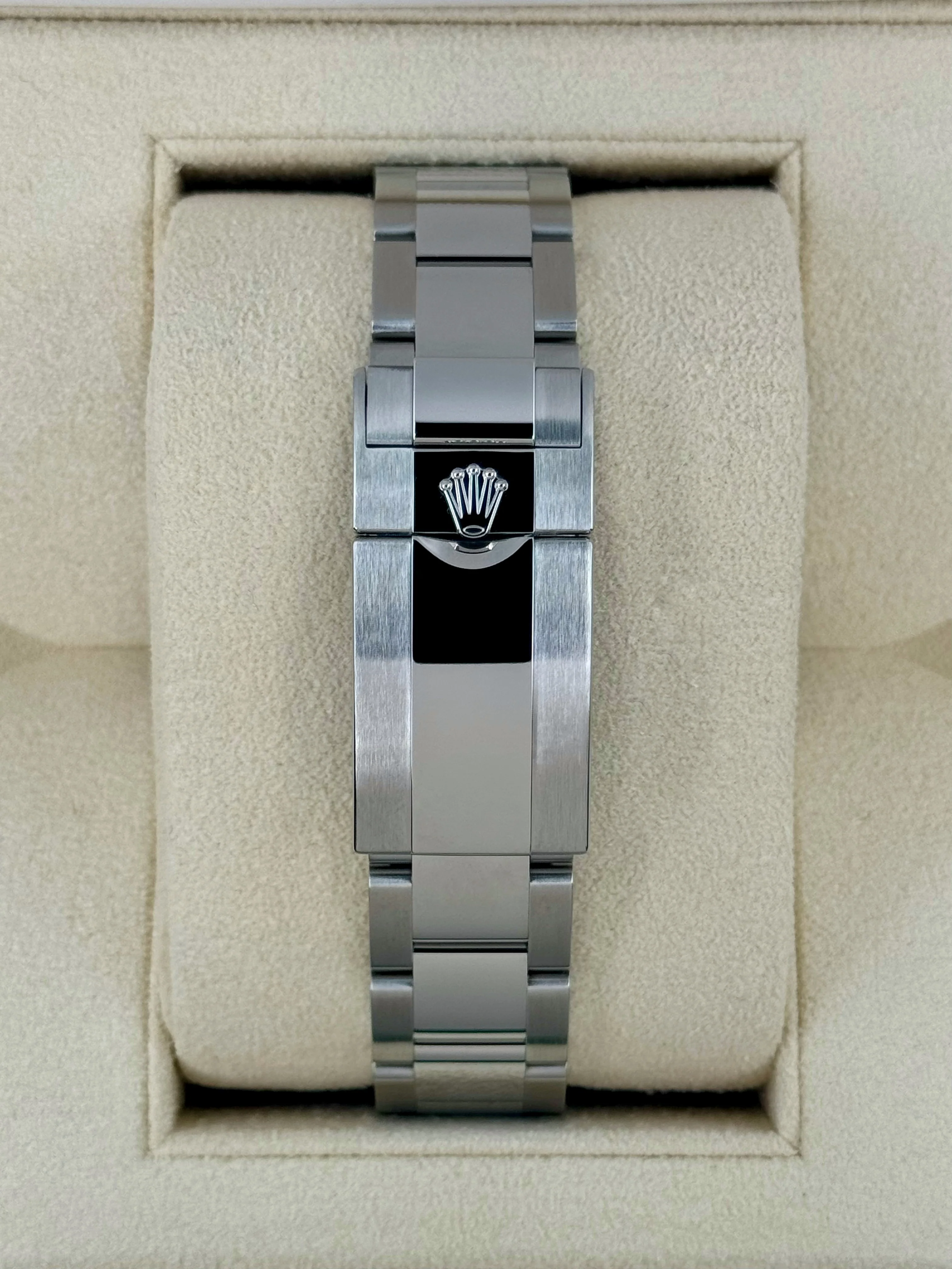 NEW 2024 Rolex Daytona 40mm 126500LN Stainless Steel Black Dial - Image 2