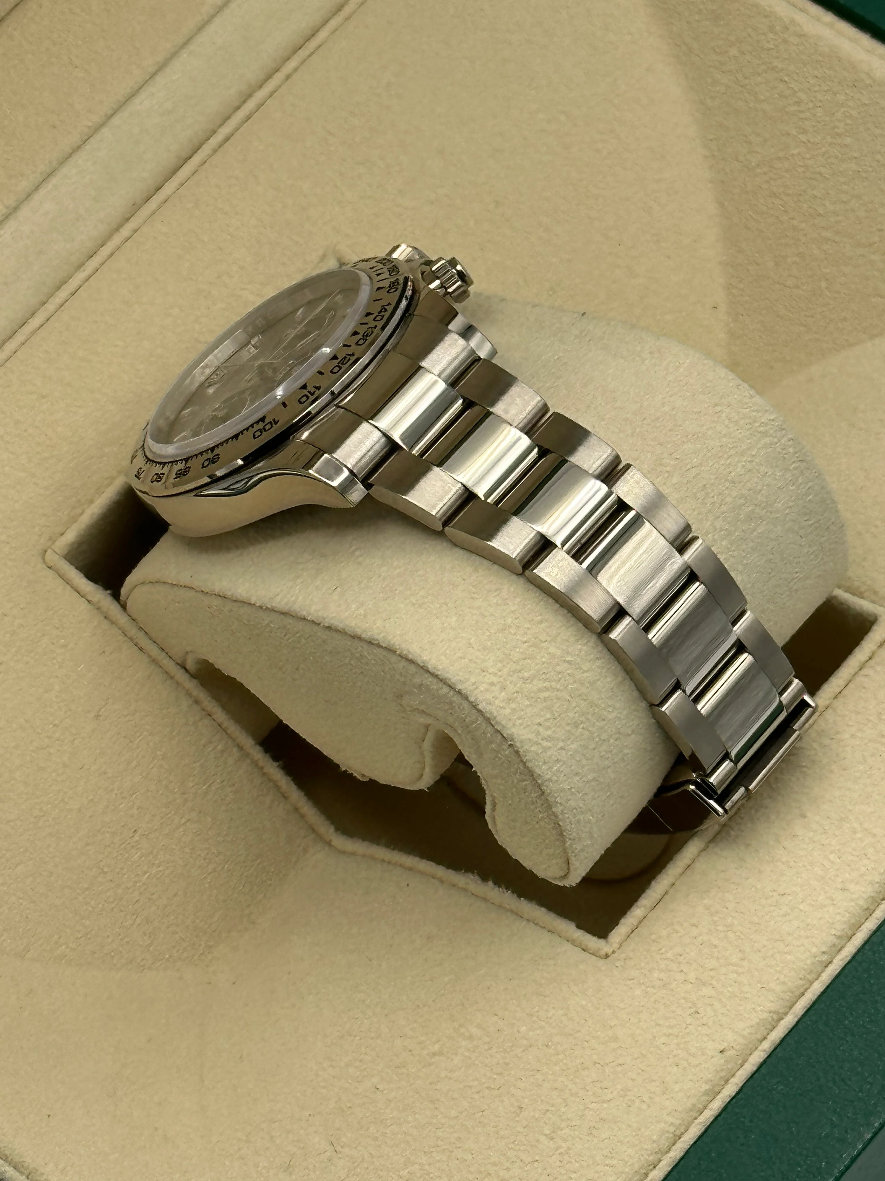 2022 Rolex Daytona 40mm 116509 White Gold Silver Dial - Image 6